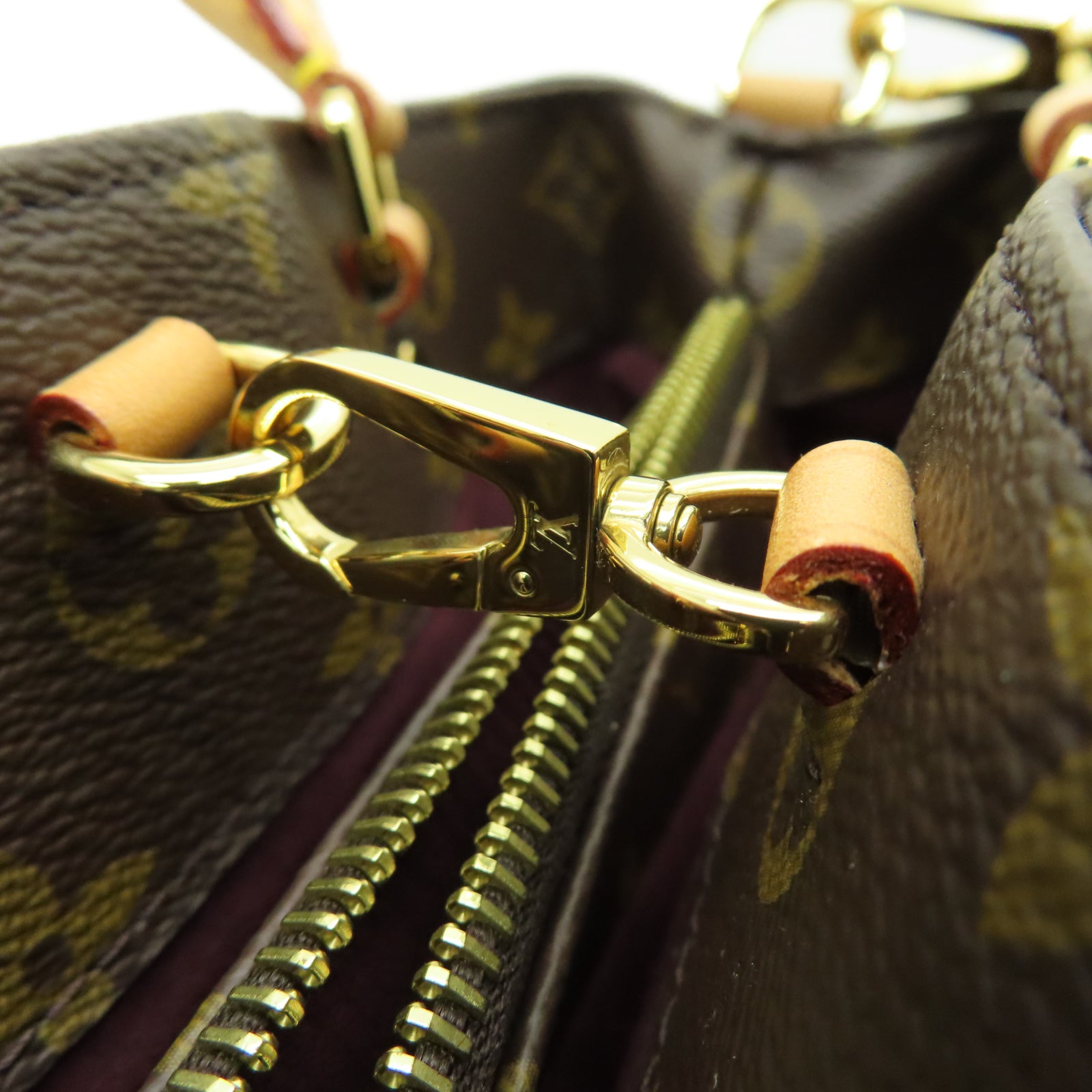 LOUIS VUITTON Monogram Montaigne BB金扣手挽袋棕色