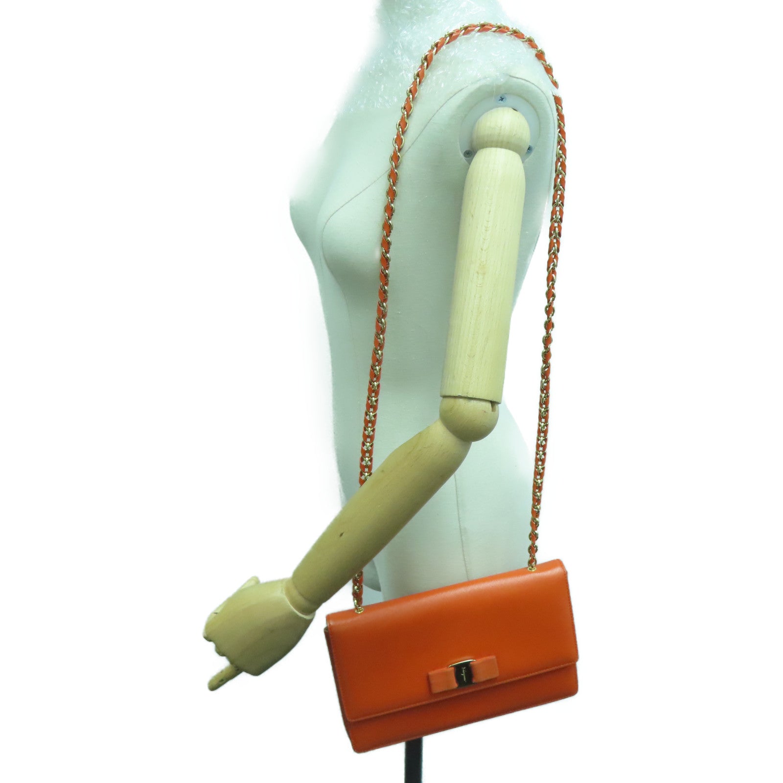 Salvatore Ferragamo 牛皮皮革Shoulder Bag金扣肩背袋橙色