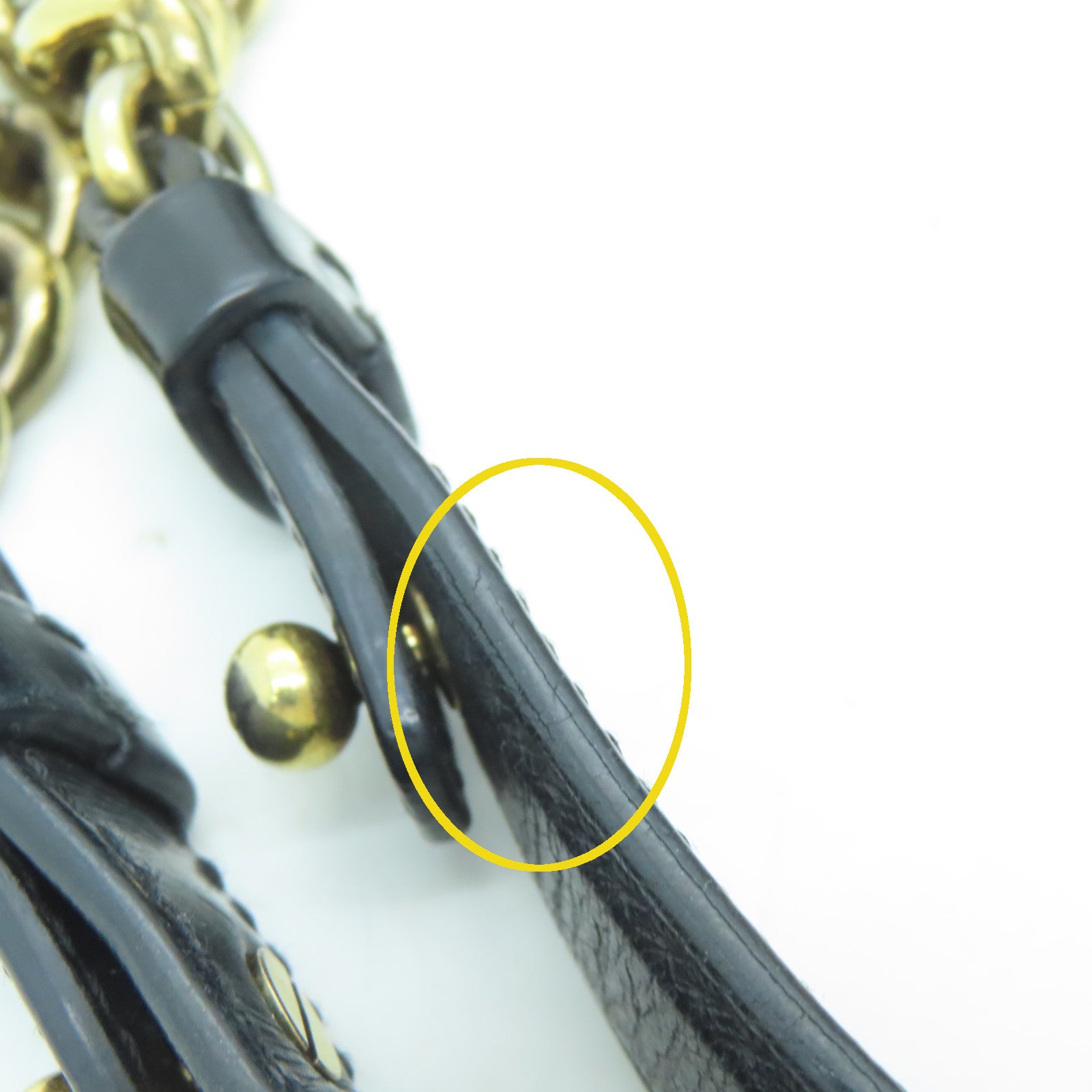CHANEL 菱格牛皮皮革Chain Shoulder金扣鏈帶肩背袋黑色