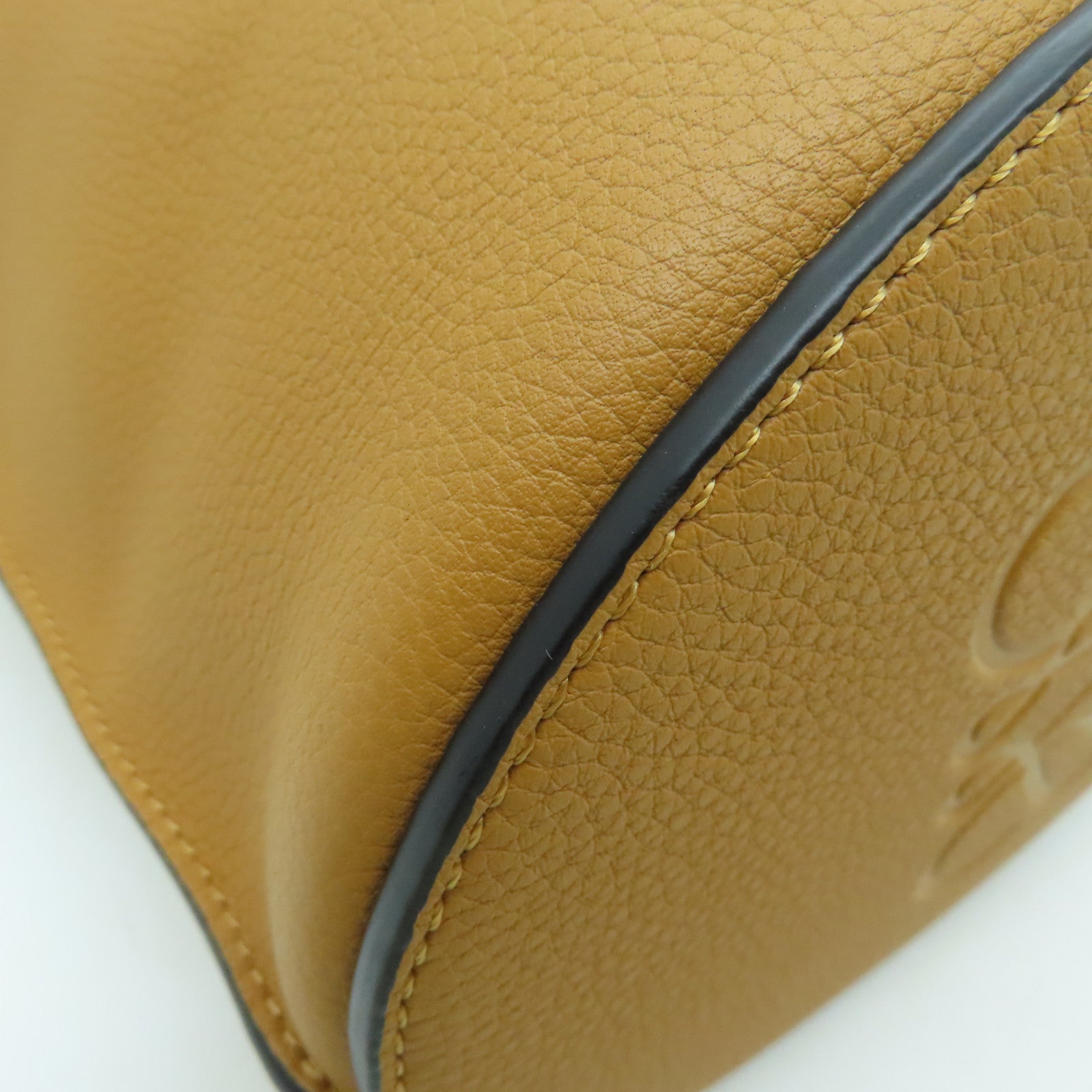 LOEWE 皮革Gate Bucket金扣肩背袋啡色