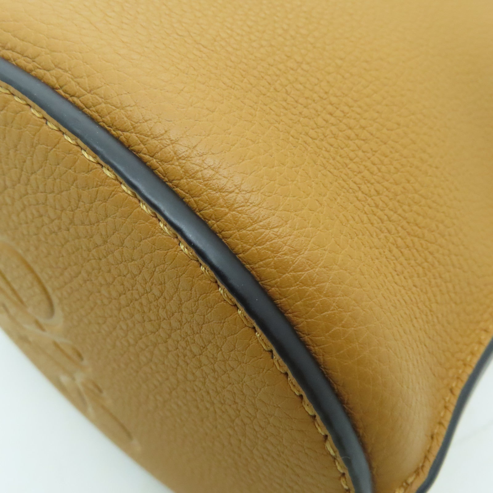 LOEWE 皮革Gate Bucket金扣肩背袋啡色