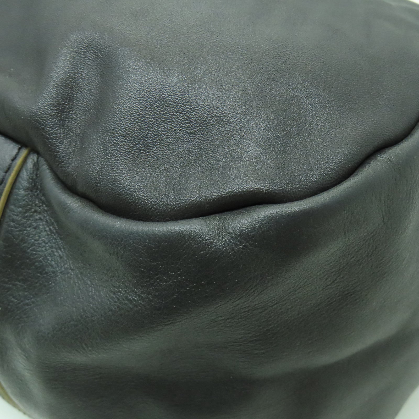 CHANEL 【激減優惠】羊皮皮革Shoulder Bag銀扣肩背袋黑色