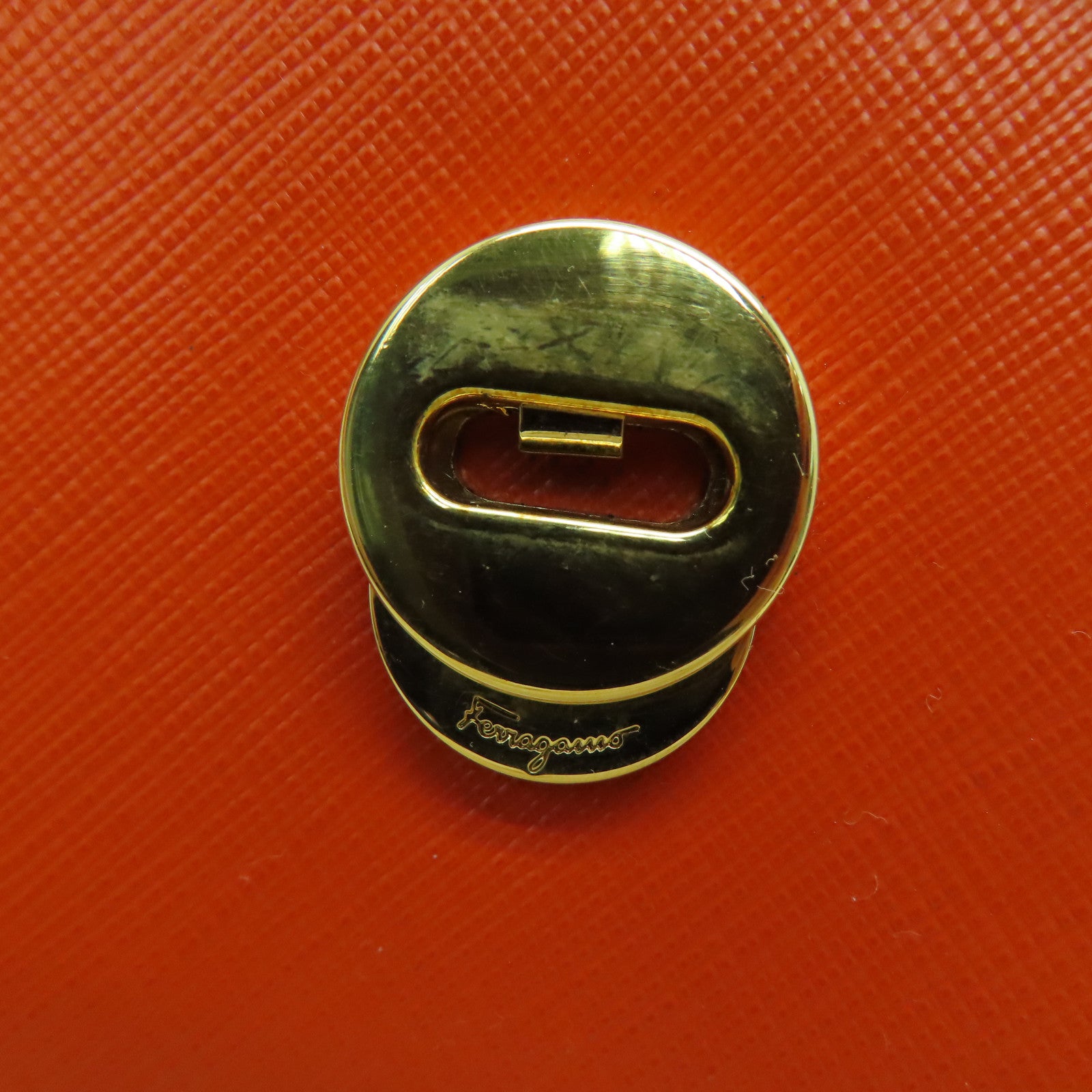 Salvatore Ferragamo 牛皮皮革Shoulder Bag金扣肩背袋橙色