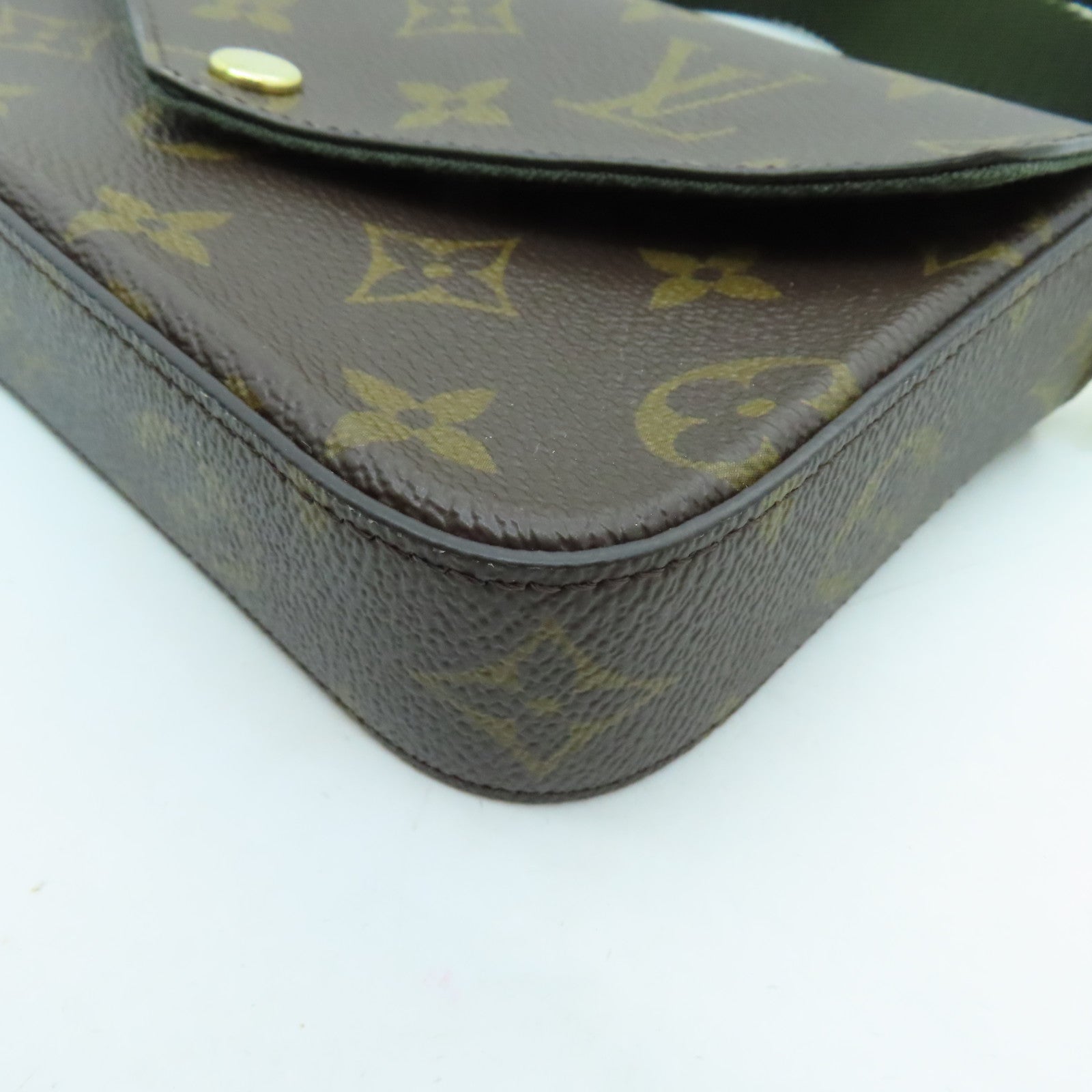 LOUIS VUITTON Monogram Felicie Strap & Go金扣肩背袋棕色