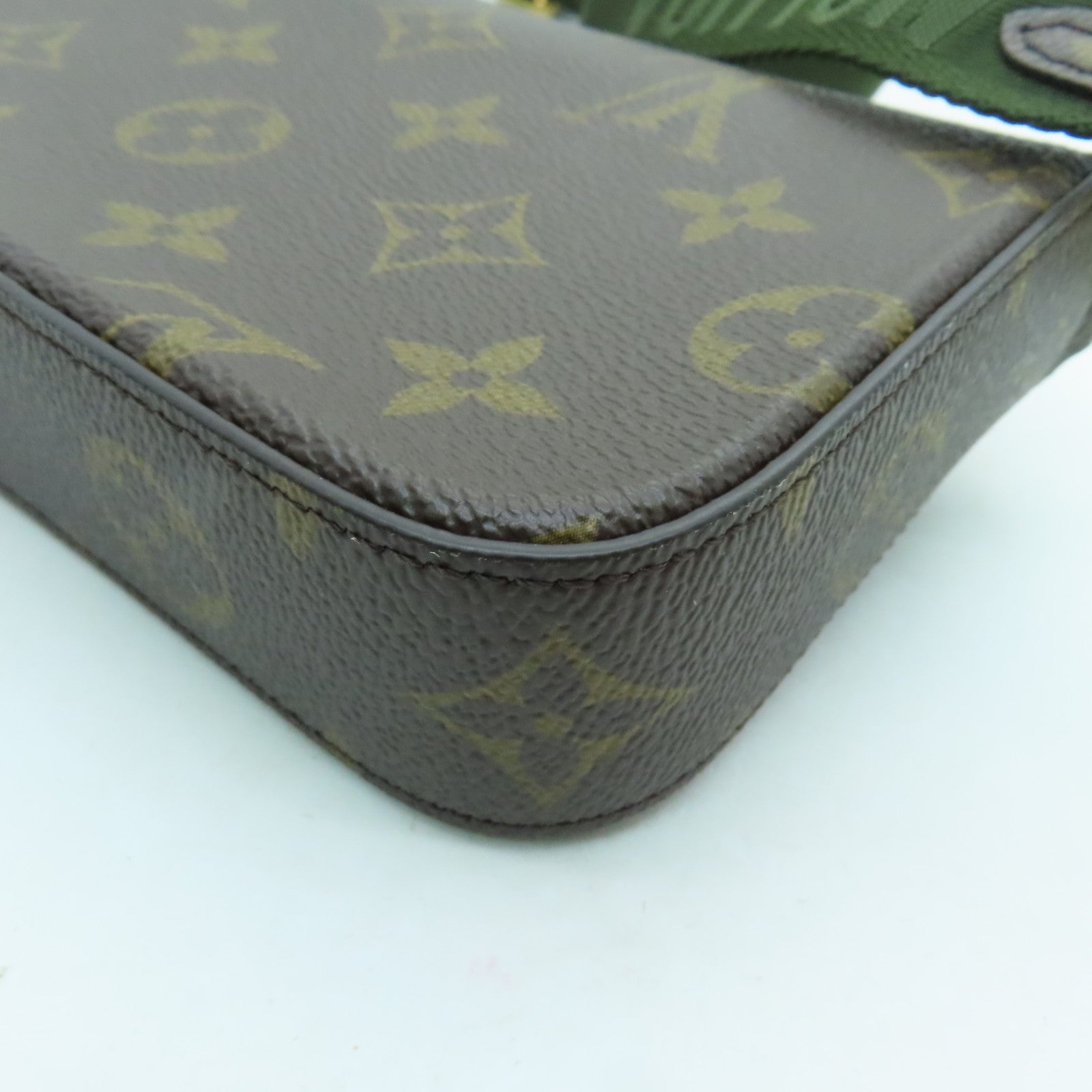 LOUIS VUITTON Monogram Felicie Strap & Go金扣肩背袋棕色