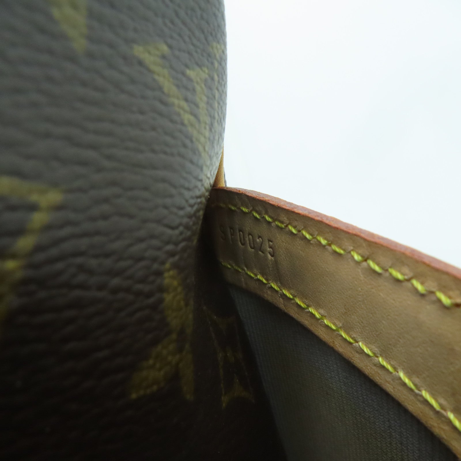 LOUIS VUITTON Monogram Reporter GM金扣肩背袋啡色
