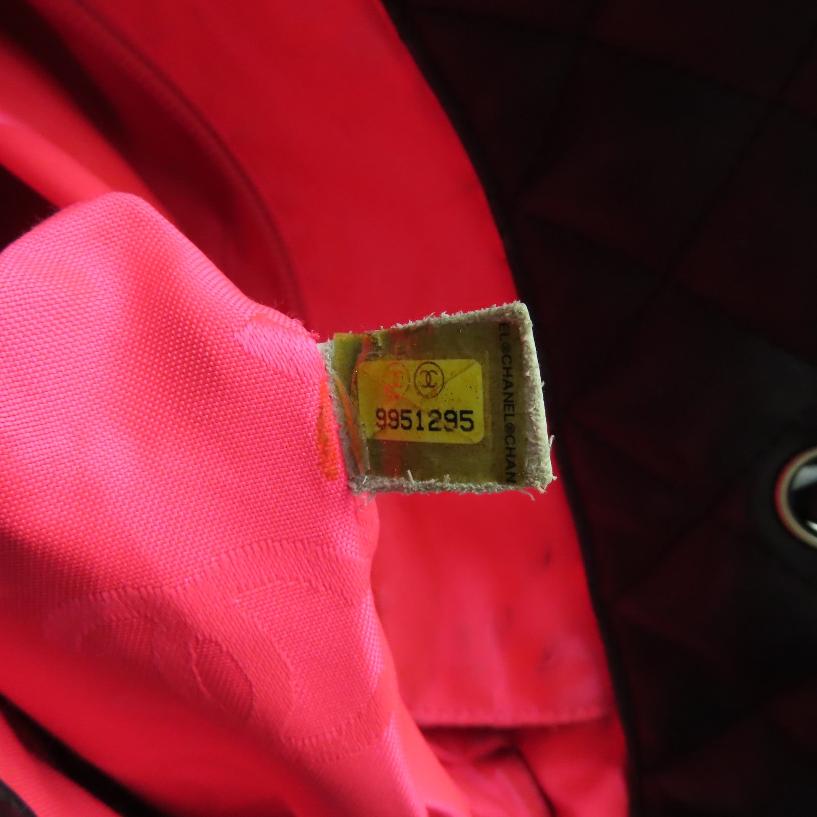 CHANEL Caviar皮革Cambon Totebag銀扣手挽袋黑色