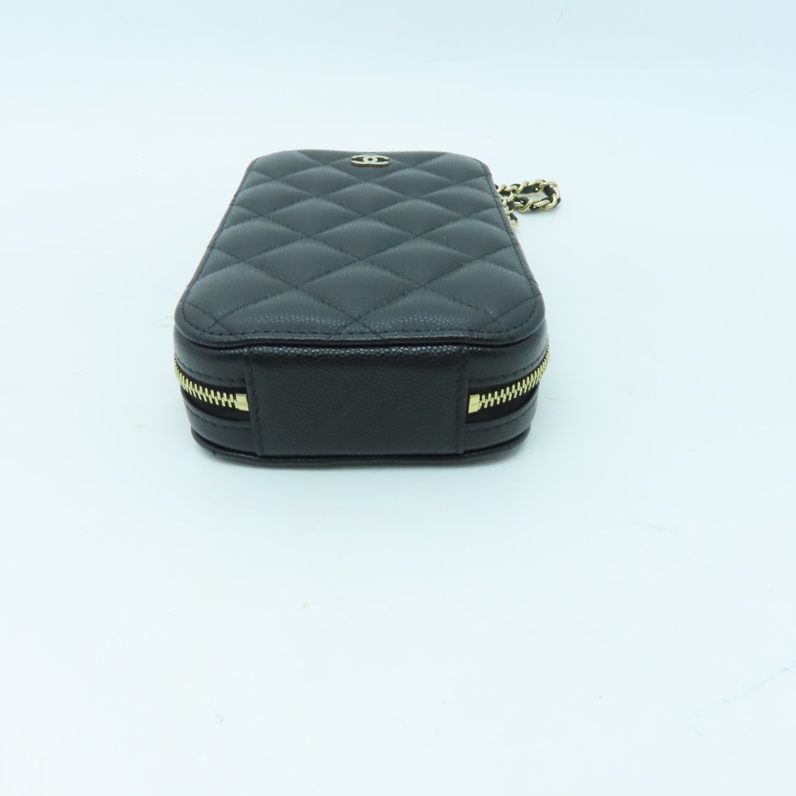 CHANEL 菱格Caviar皮革Chain Shoulder金扣鏈帶肩背袋黑色