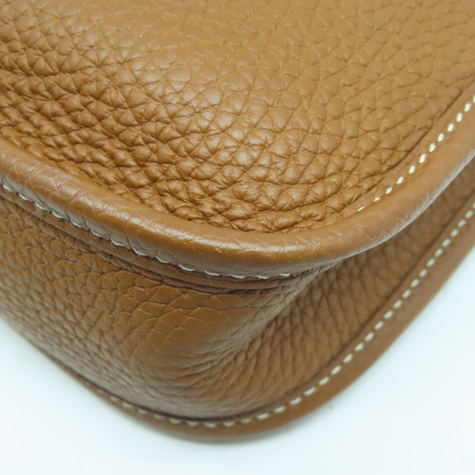 HERMES Clemence皮革Evelyne TPM金扣肩背袋Gold經典駝色