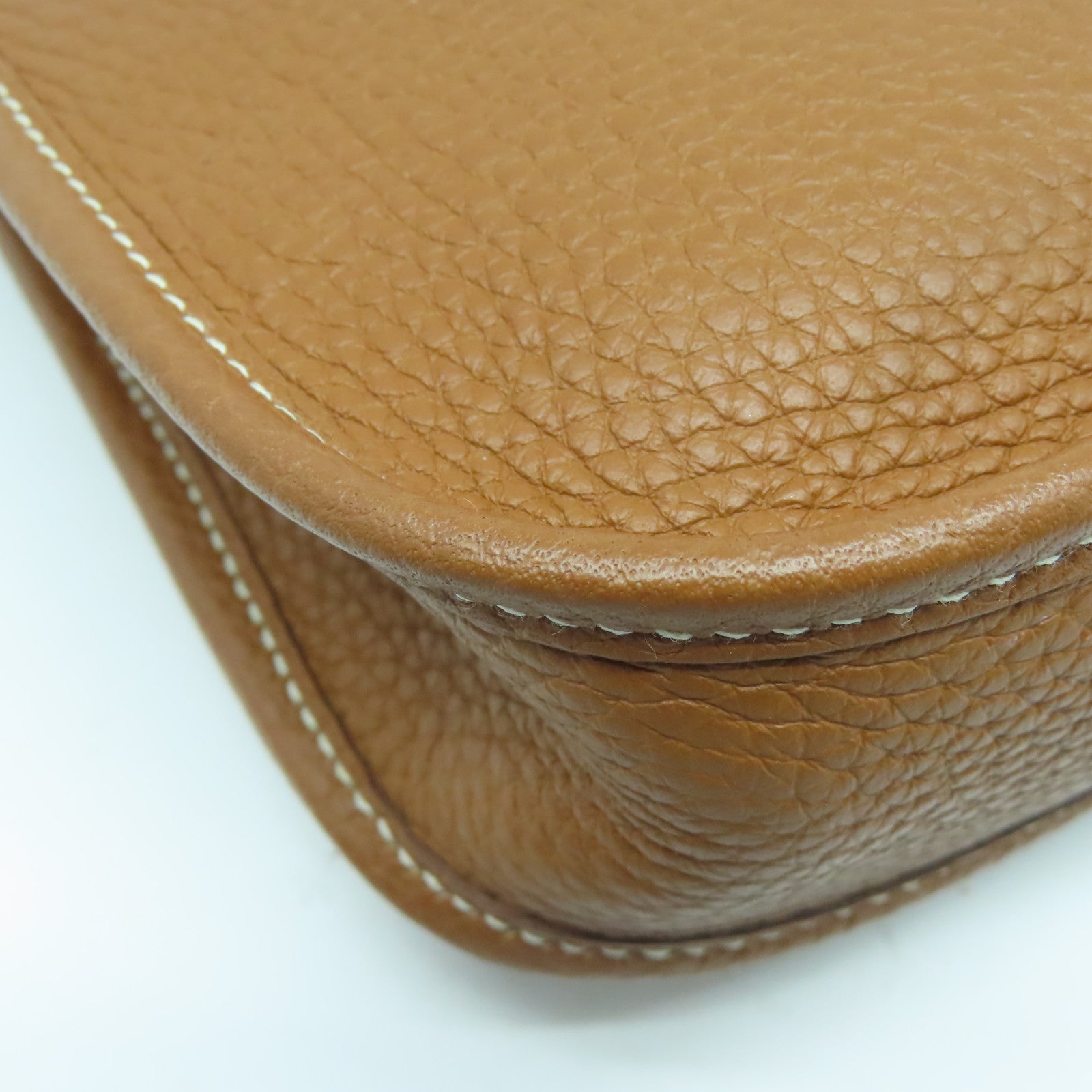 HERMES Clemence皮革Evelyne TPM金扣肩背袋Gold經典駝色