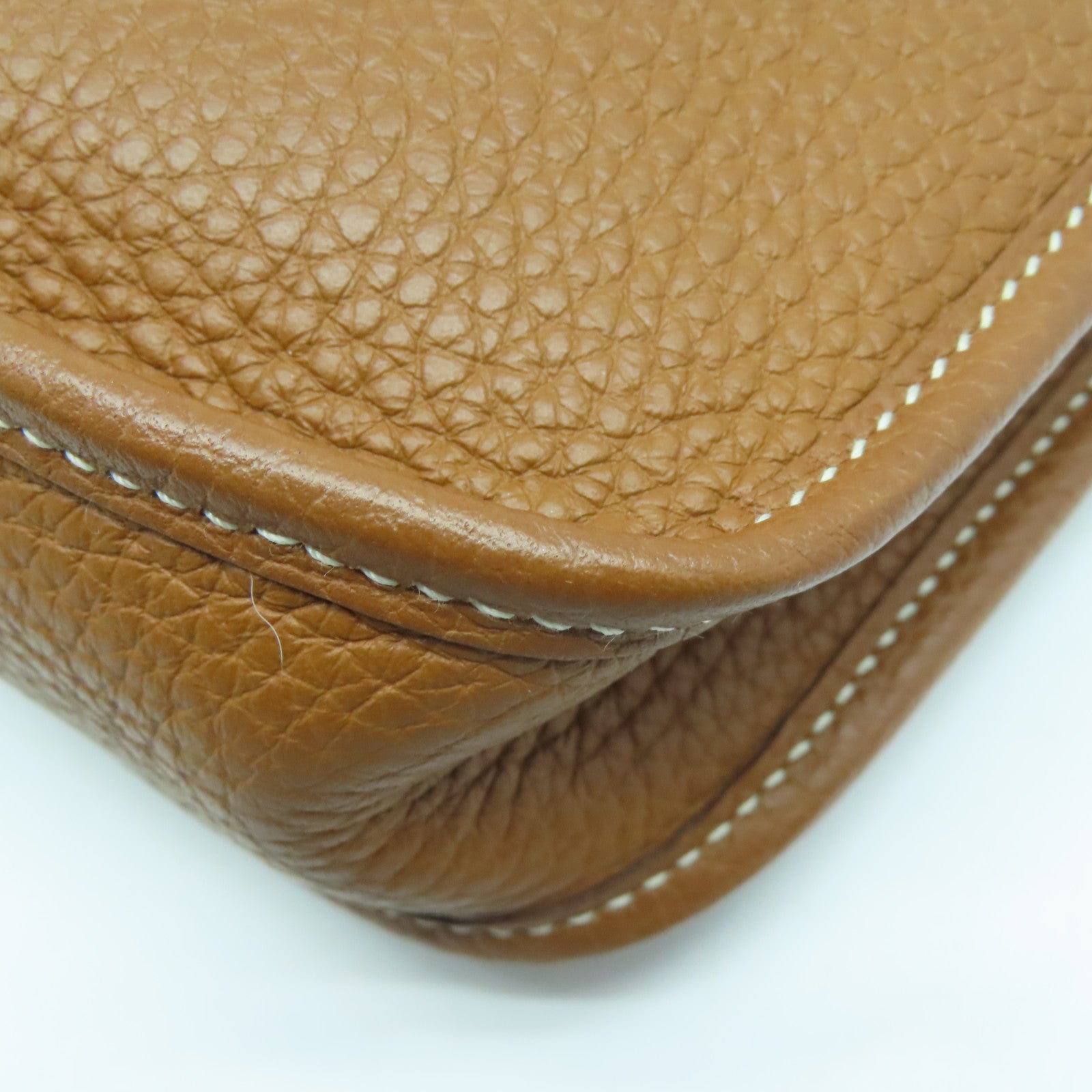 HERMES Clemence皮革Evelyne TPM金扣肩背袋Gold經典駝色