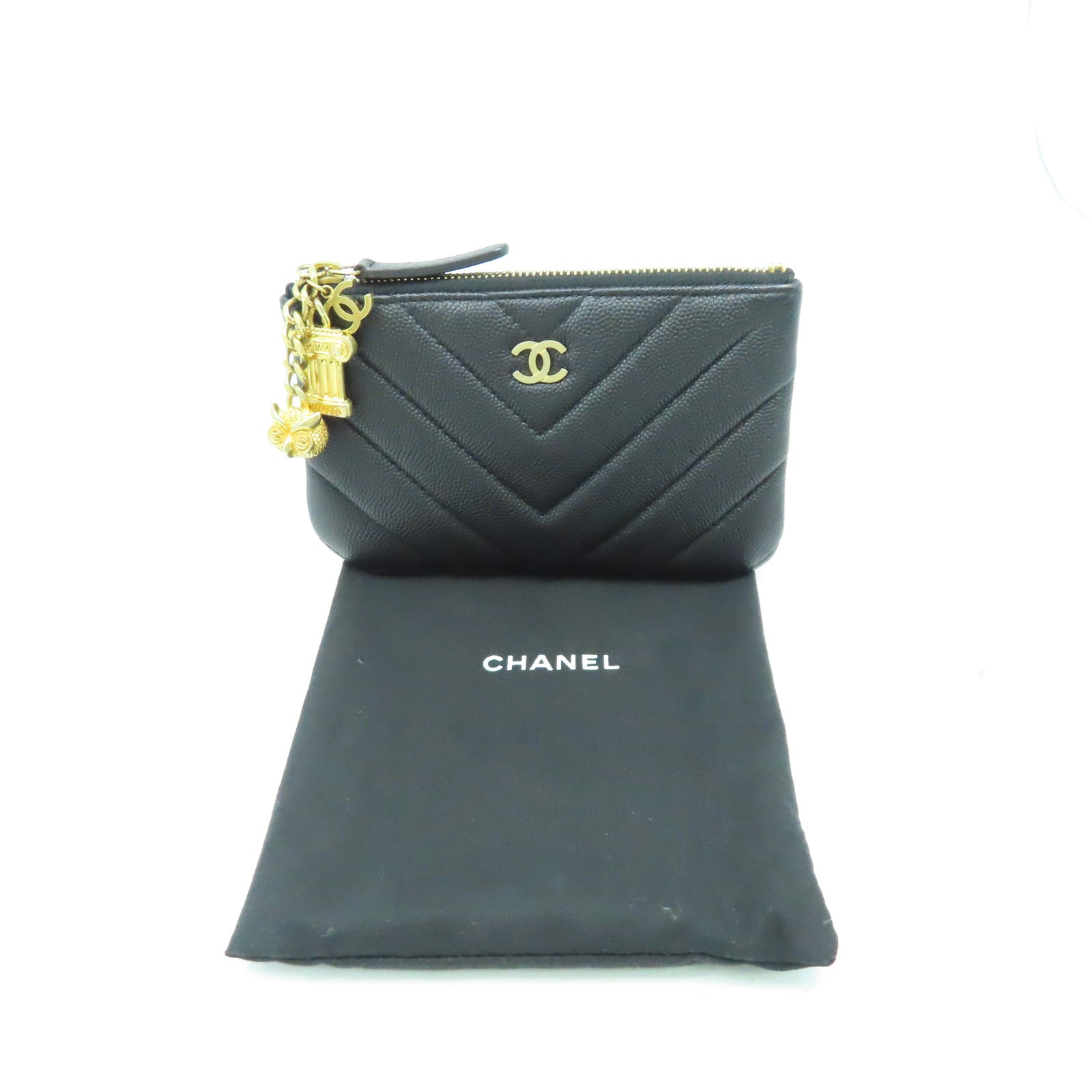 CHANEL 斜紋Caviar皮革Pouch金扣手拿包黑色