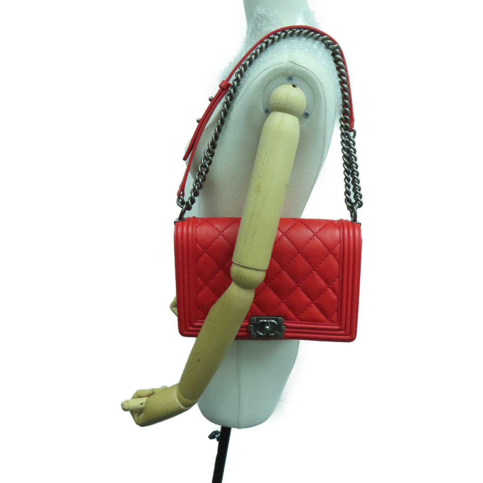 CHANEL 菱格牛皮皮革Boy 28cm Chain Shoulder Bag銀扣鏈條肩背袋紅色