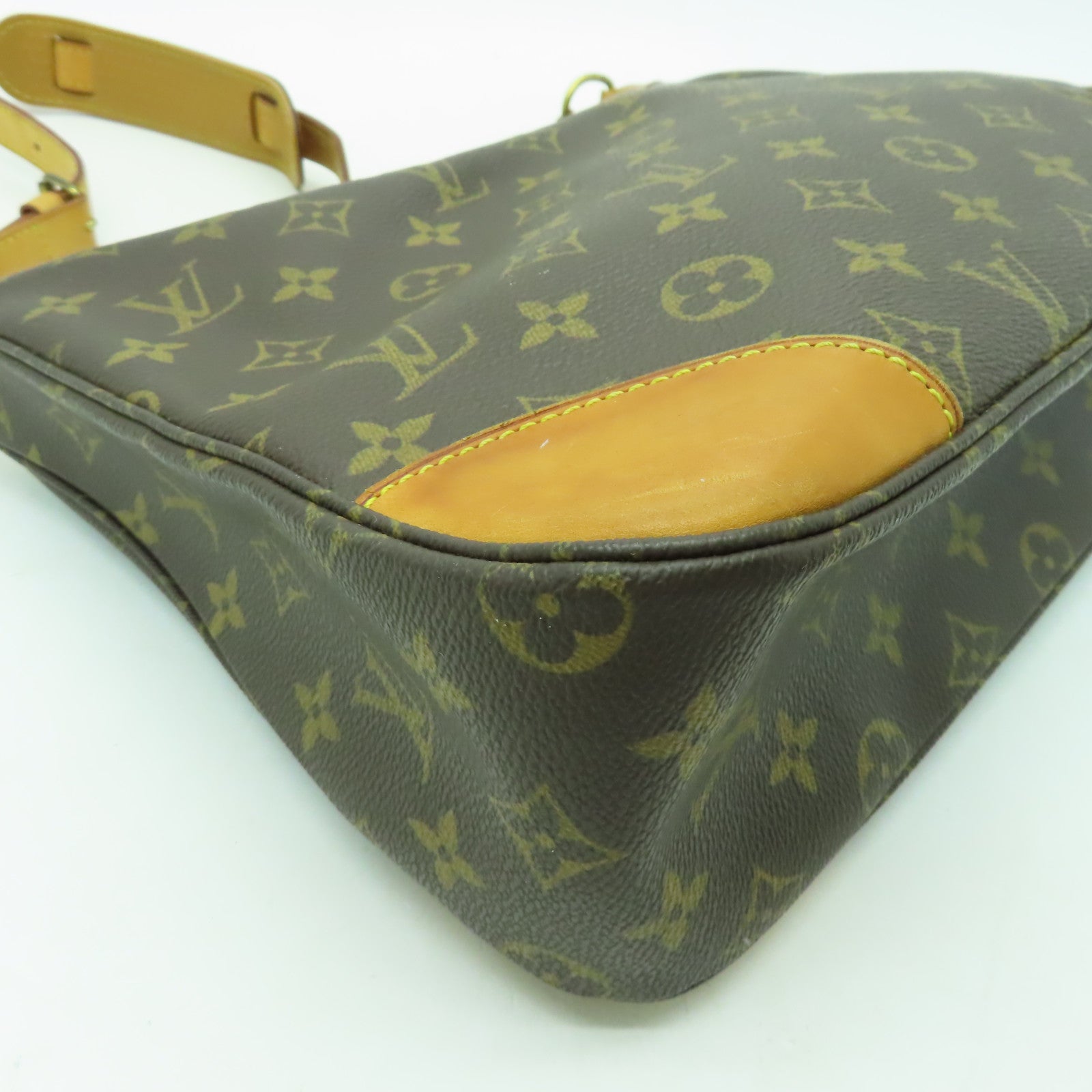 LOUIS VUITTON Monogram Boulogne金扣肩背袋啡色