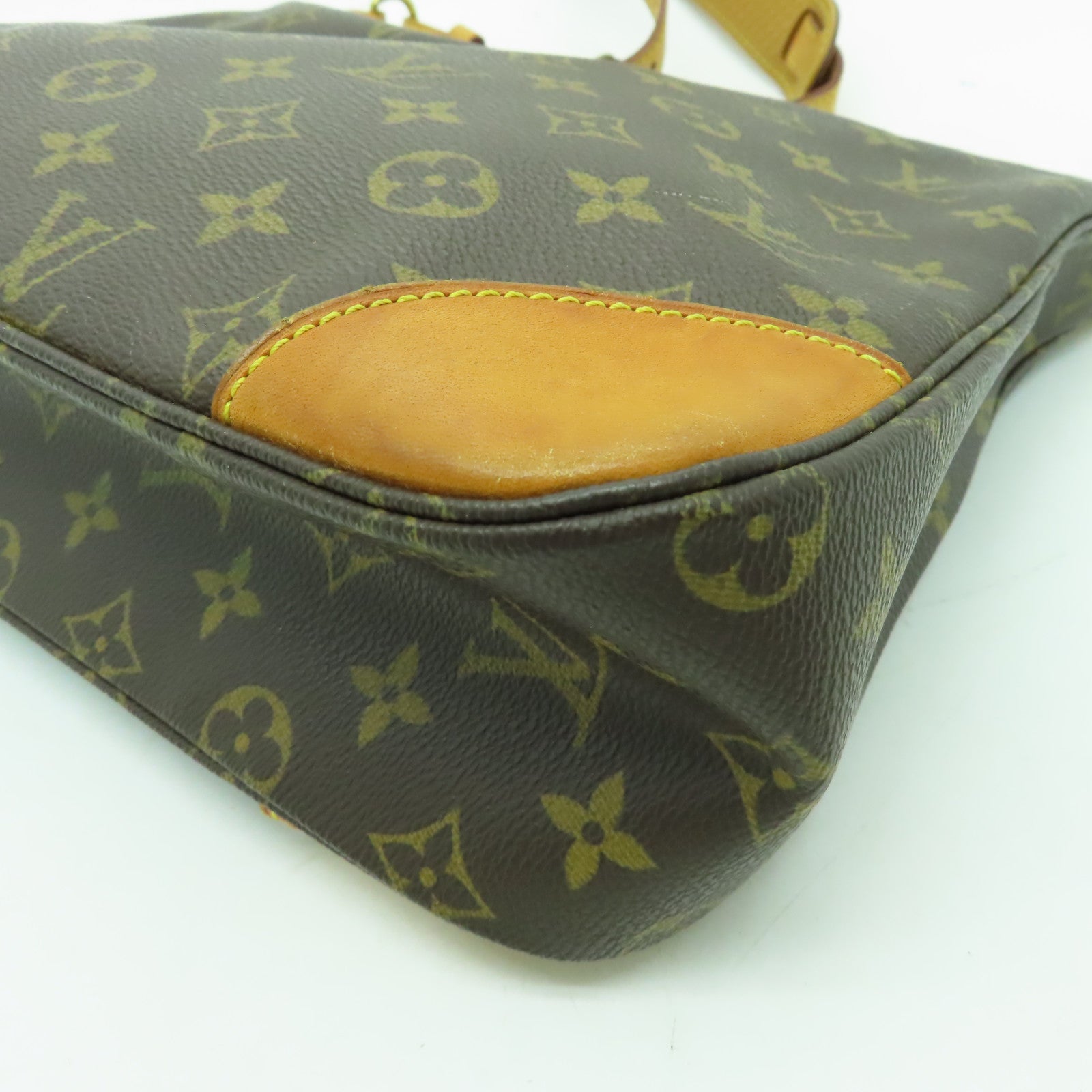 LOUIS VUITTON Monogram Boulogne金扣肩背袋啡色