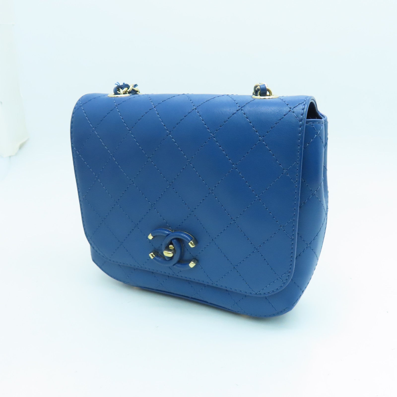CHANEL 菱格牛皮皮革Chain Shoulder鏈帶肩背袋金扣藍色