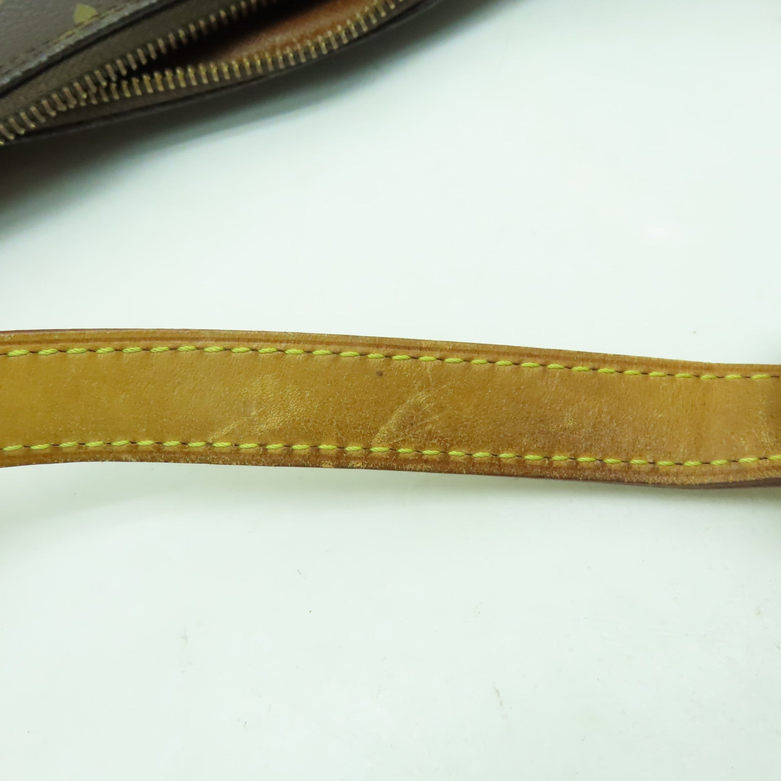 LOUIS VUITTON Monogram Boulogne金扣肩背袋啡色