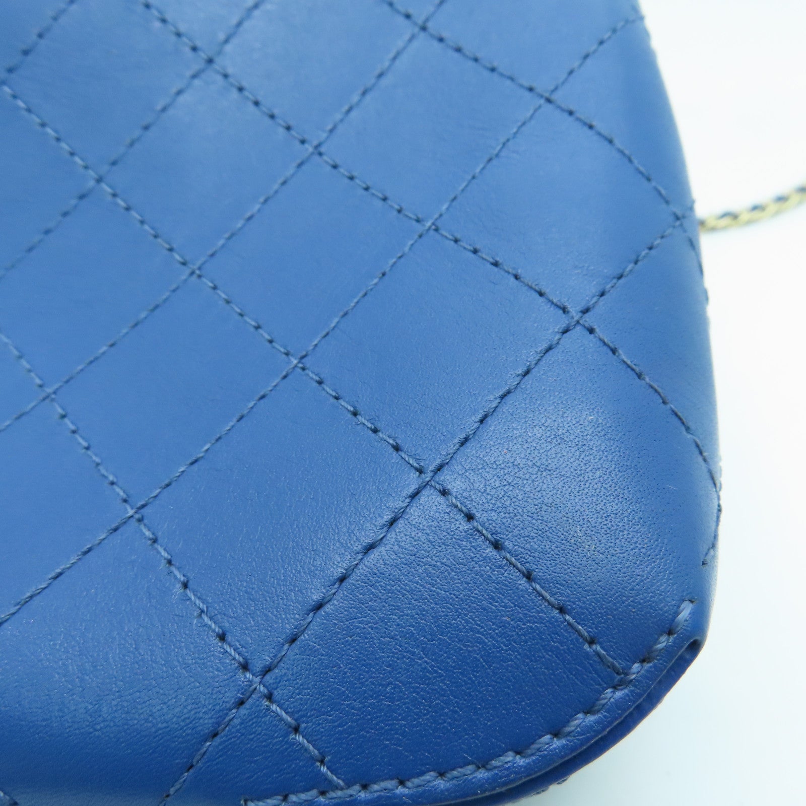 CHANEL 菱格牛皮皮革Chain Shoulder鏈帶肩背袋金扣藍色
