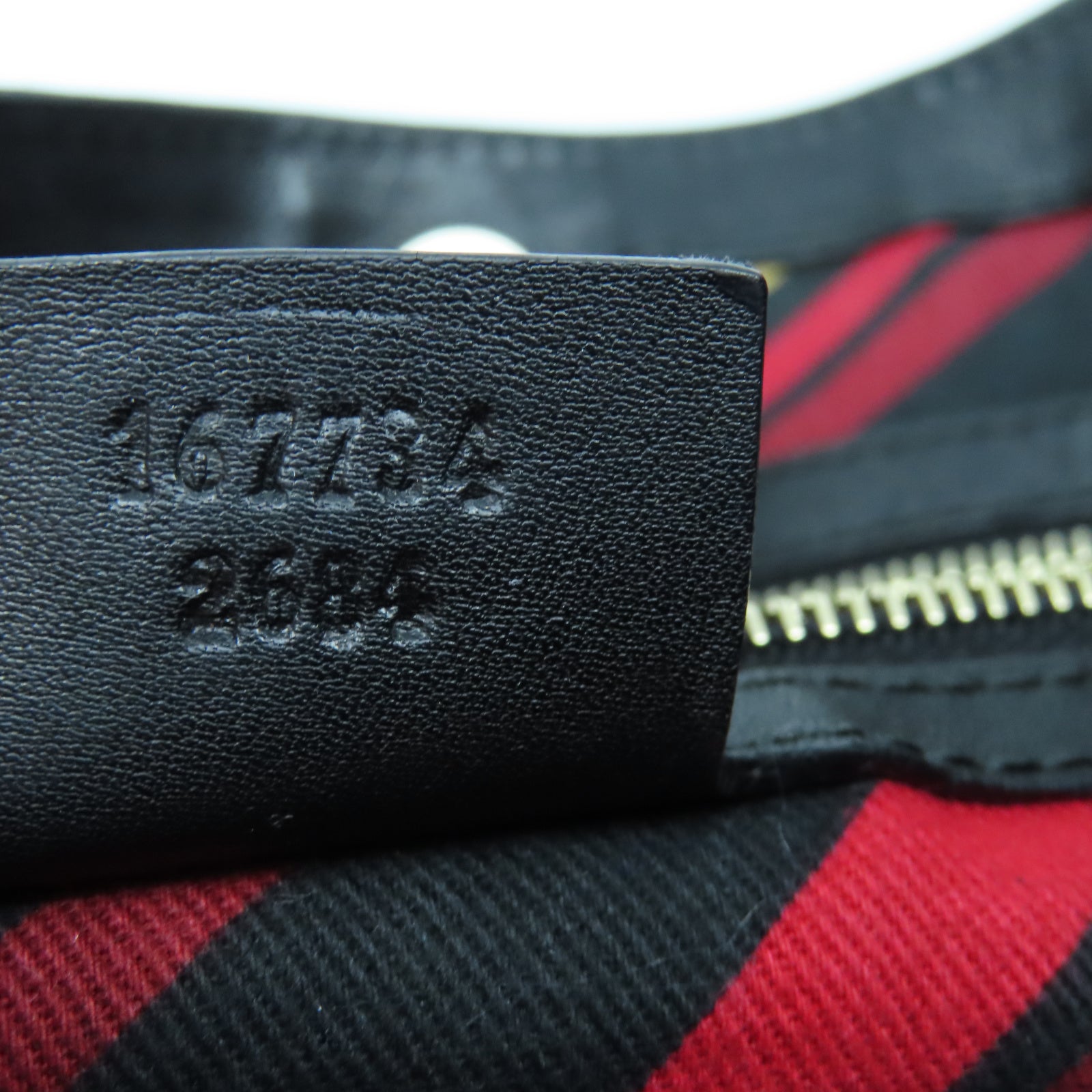 GUCCI 牛皮皮革Shoulder Bag金扣肩背袋黑色