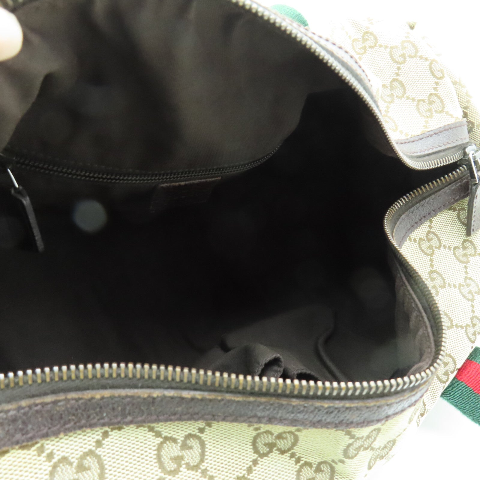 GUCCI 帆布Small Duffer Bag銀扣肩背袋棕色