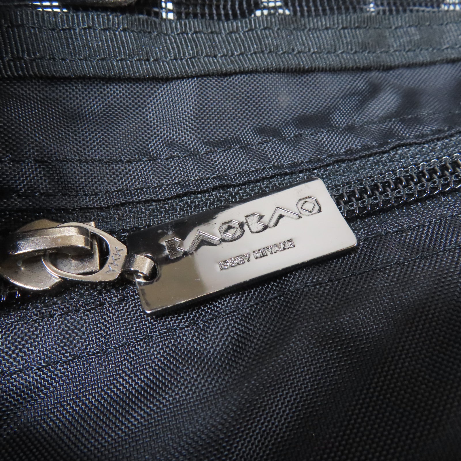 ISSEY MIYAKE PVC Tote Bag黑扣手挽袋藍色