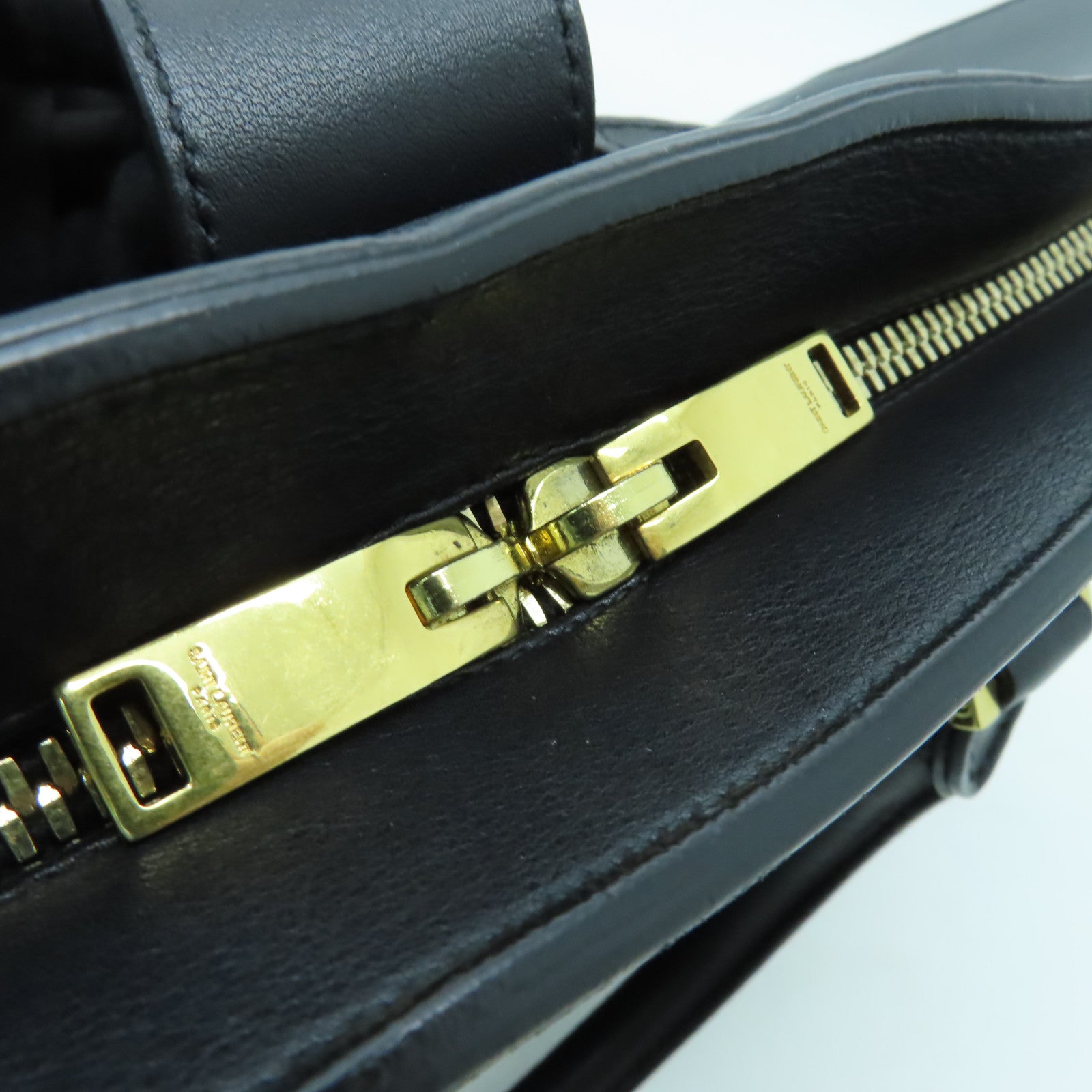 SAINT LAURENT 牛皮皮革2 Way Shoulder金扣手挽肩背兩用袋黑色