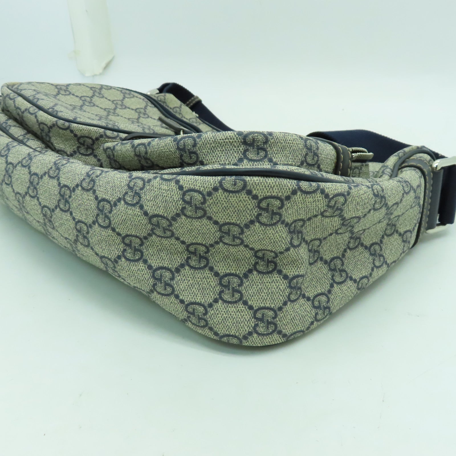 GUCCI 塗層帆布Shoulder Bag銀扣肩背袋藍色