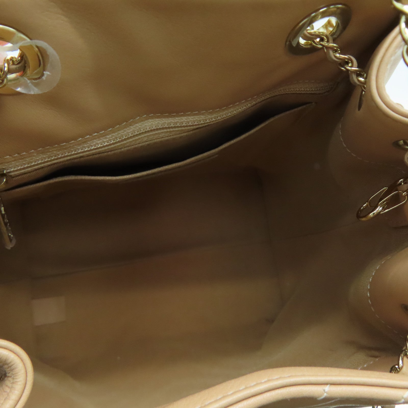 CHANEL 牛皮皮革Chain Shoulder金扣肩背袋杏色