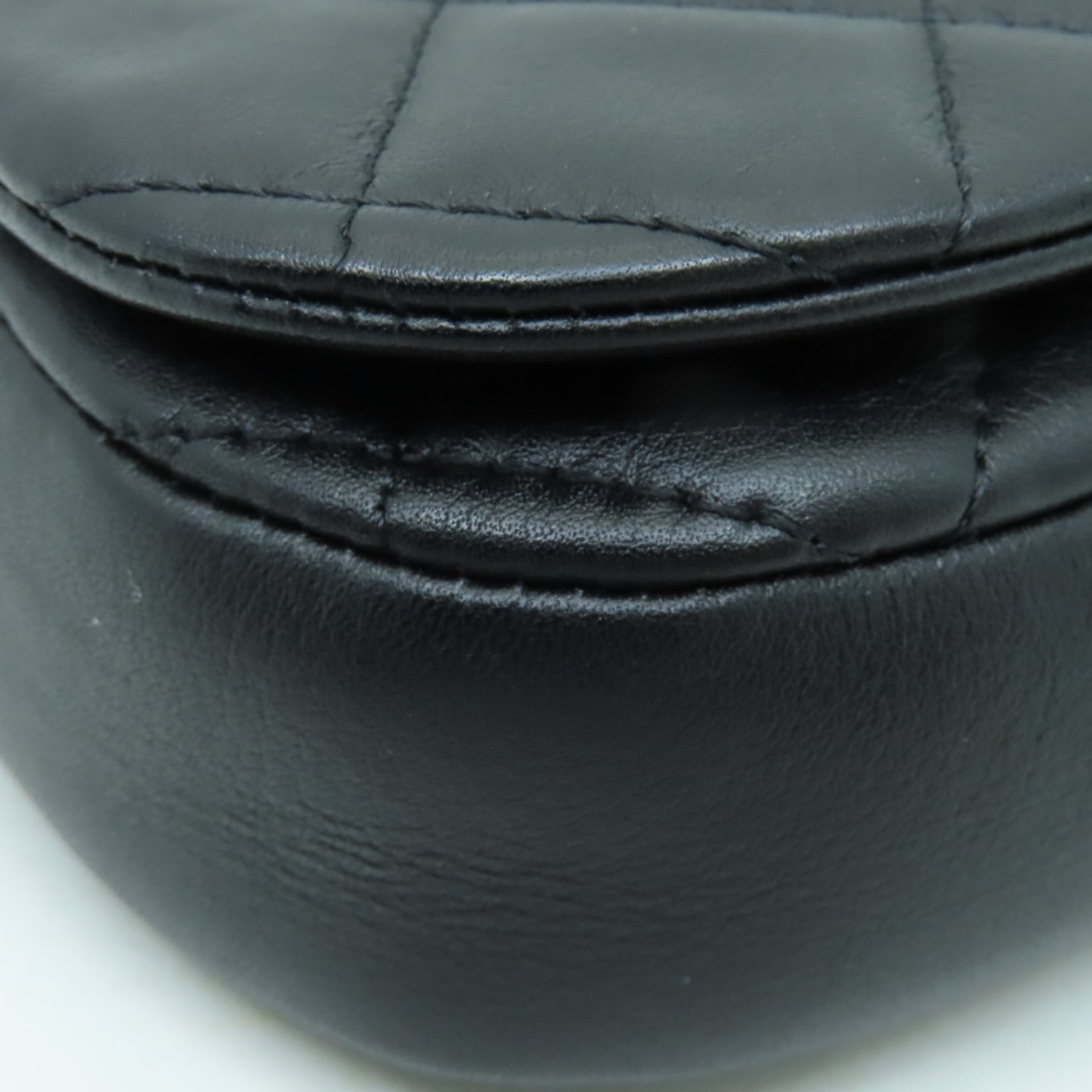 CHANEL 菱格牛皮皮革Chain Shoulder Bag金扣鏈帶肩背袋黒色