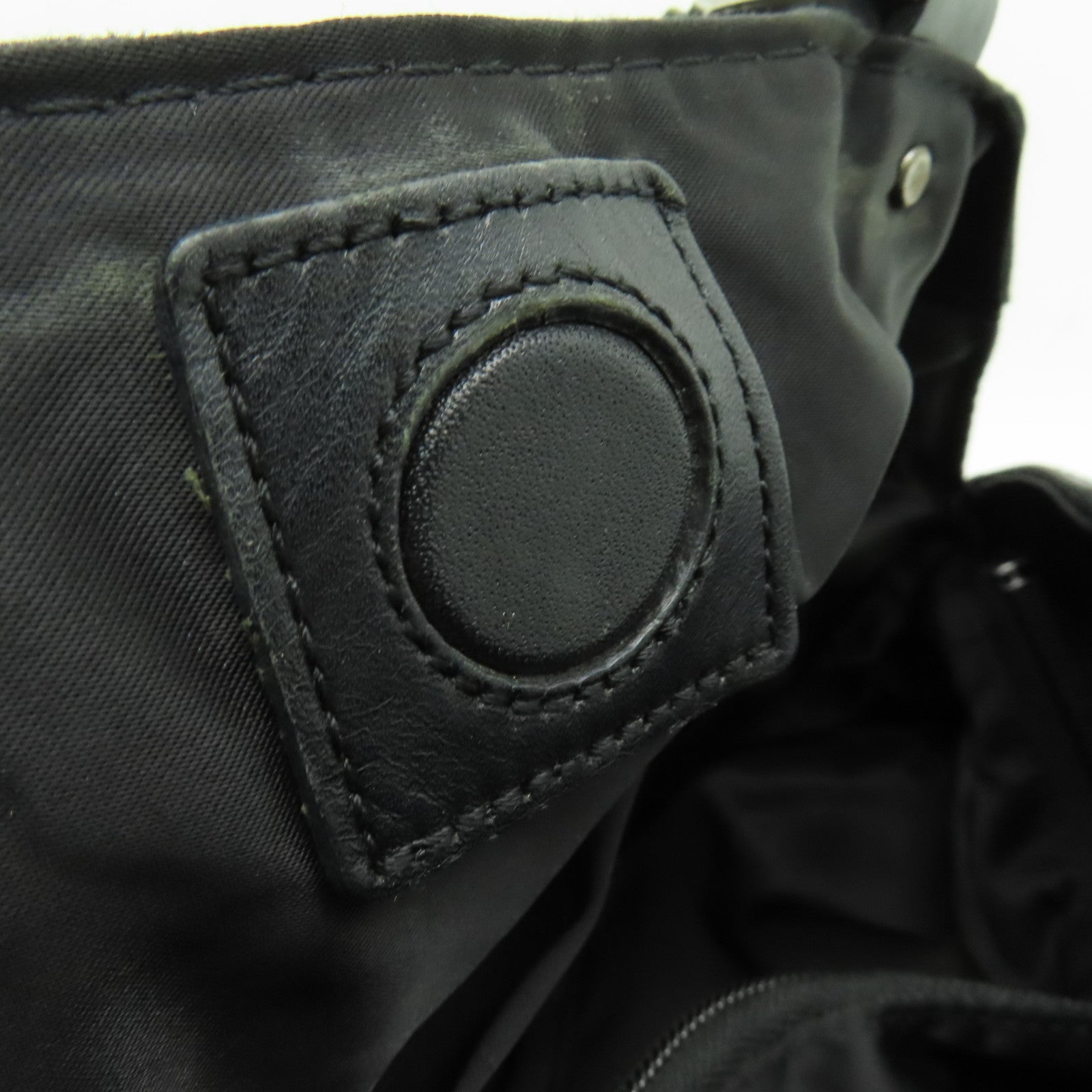 ISSEY MIYAKE PVC Bao Bao銀扣肩背袋黑色