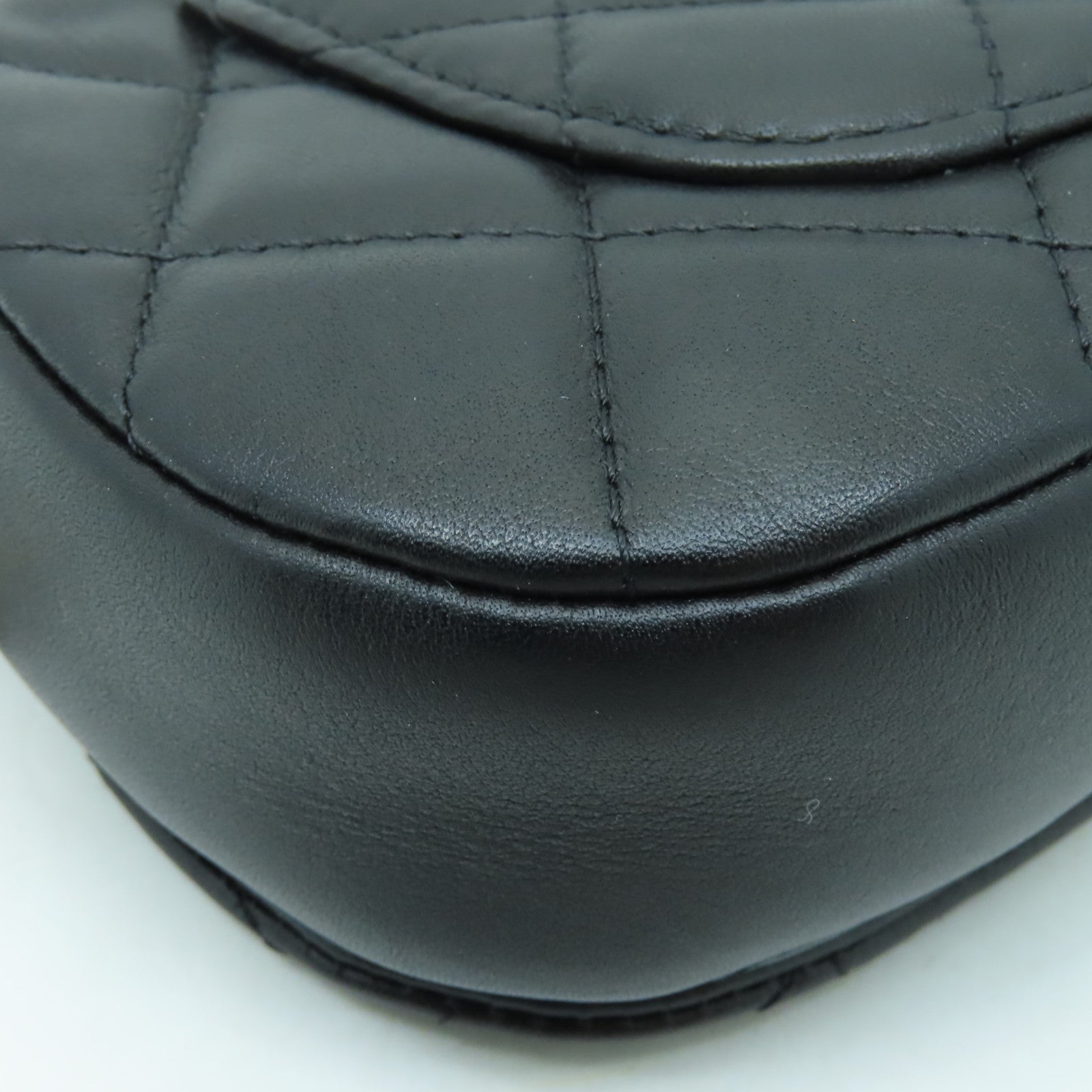 CHANEL 菱格牛皮皮革Chain Shoulder Bag金扣鏈帶肩背袋黒色