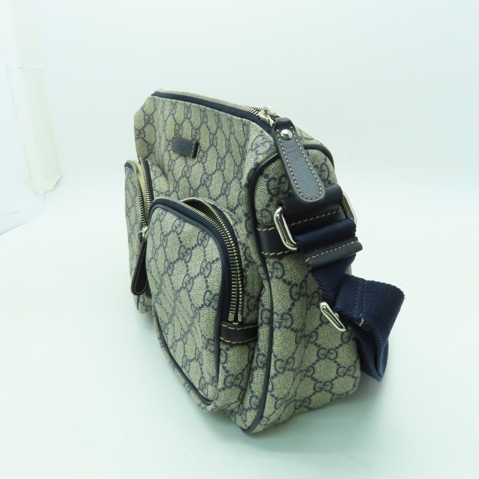 GUCCI 塗層帆布Shoulder Bag銀扣肩背袋藍色