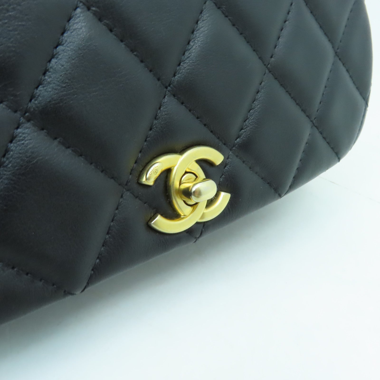CHANEL 菱格牛皮皮革Chain Shoulder Bag金扣鏈帶肩背袋黒色