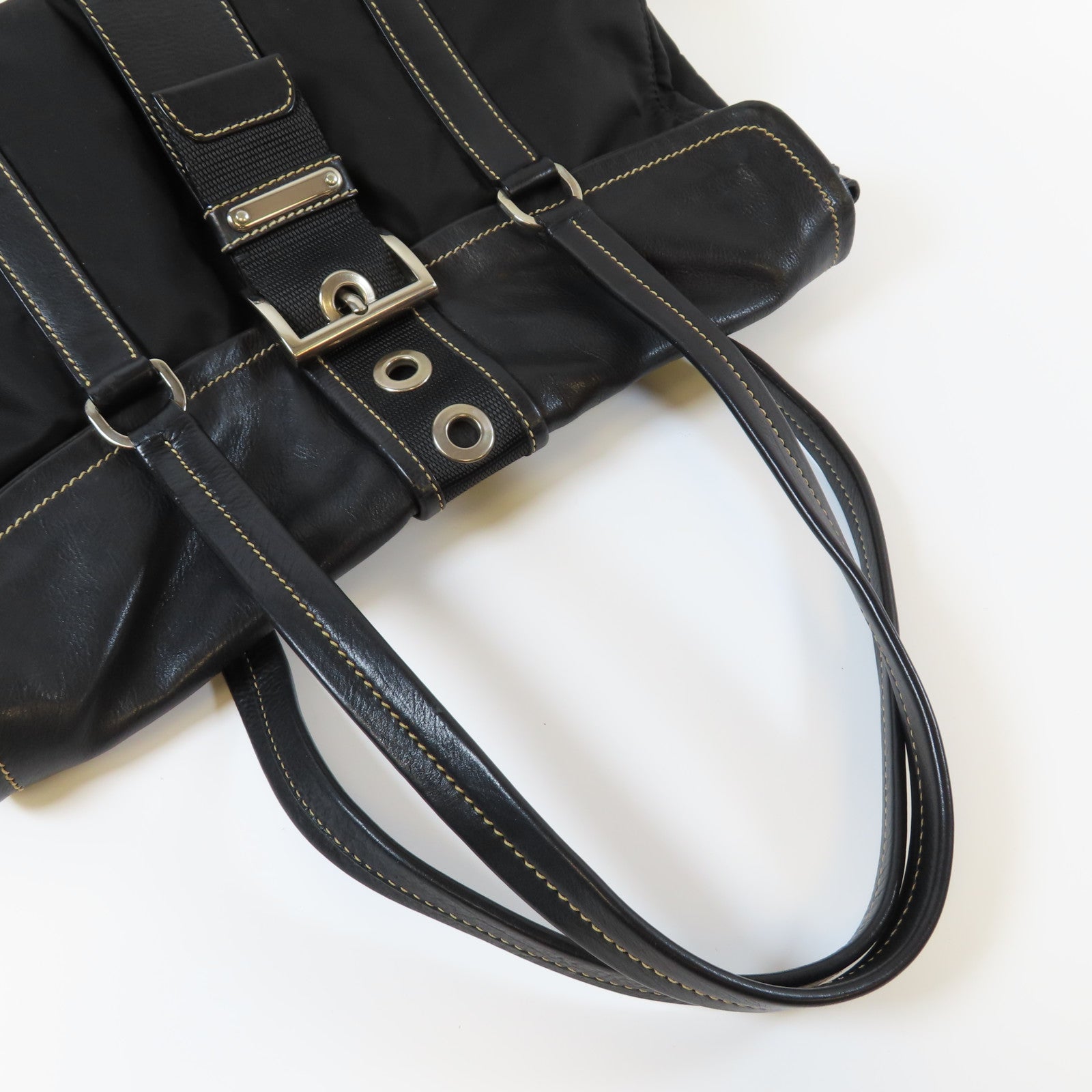 PRADA 尼龍Shoulder Bag銀扣肩背袋黑色