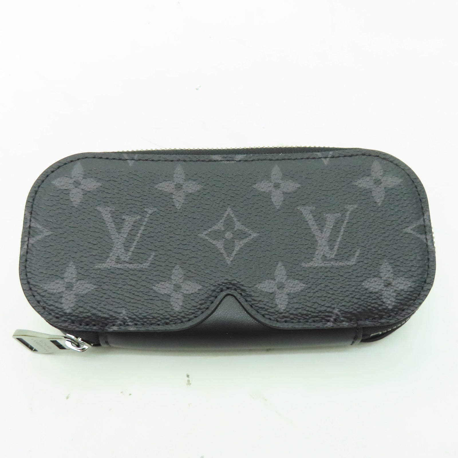 LOUIS VUITTON Monogram Eclipse Sunglasses Pouch銀扣眼鏡盒