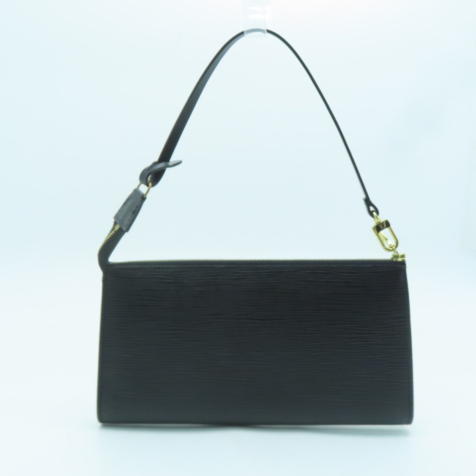 LOUIS VUITTON Epi Pochette Accessories金扣手拿包黑色