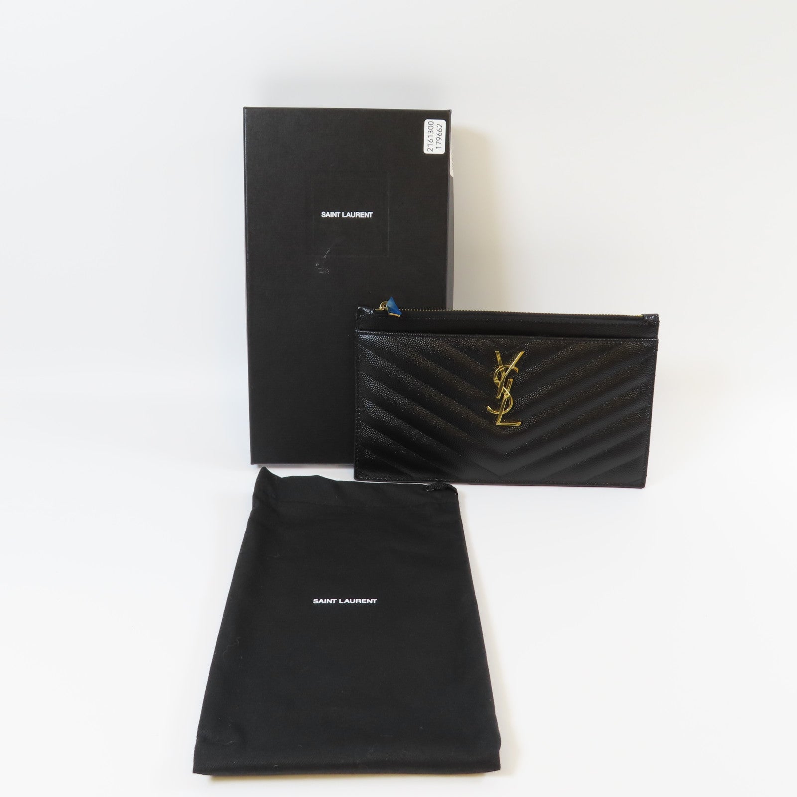 YVES SAINT LAURENT 牛皮皮革Cassandre Matelasse金扣手拿包黑色
