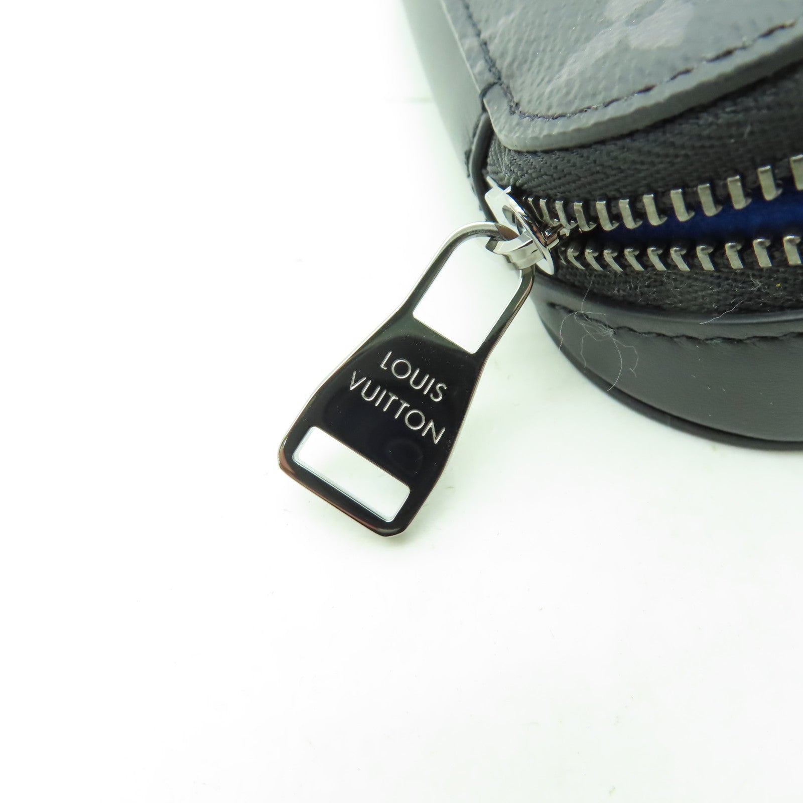 LOUIS VUITTON Monogram Eclipse Sunglasses Pouch銀扣眼鏡盒