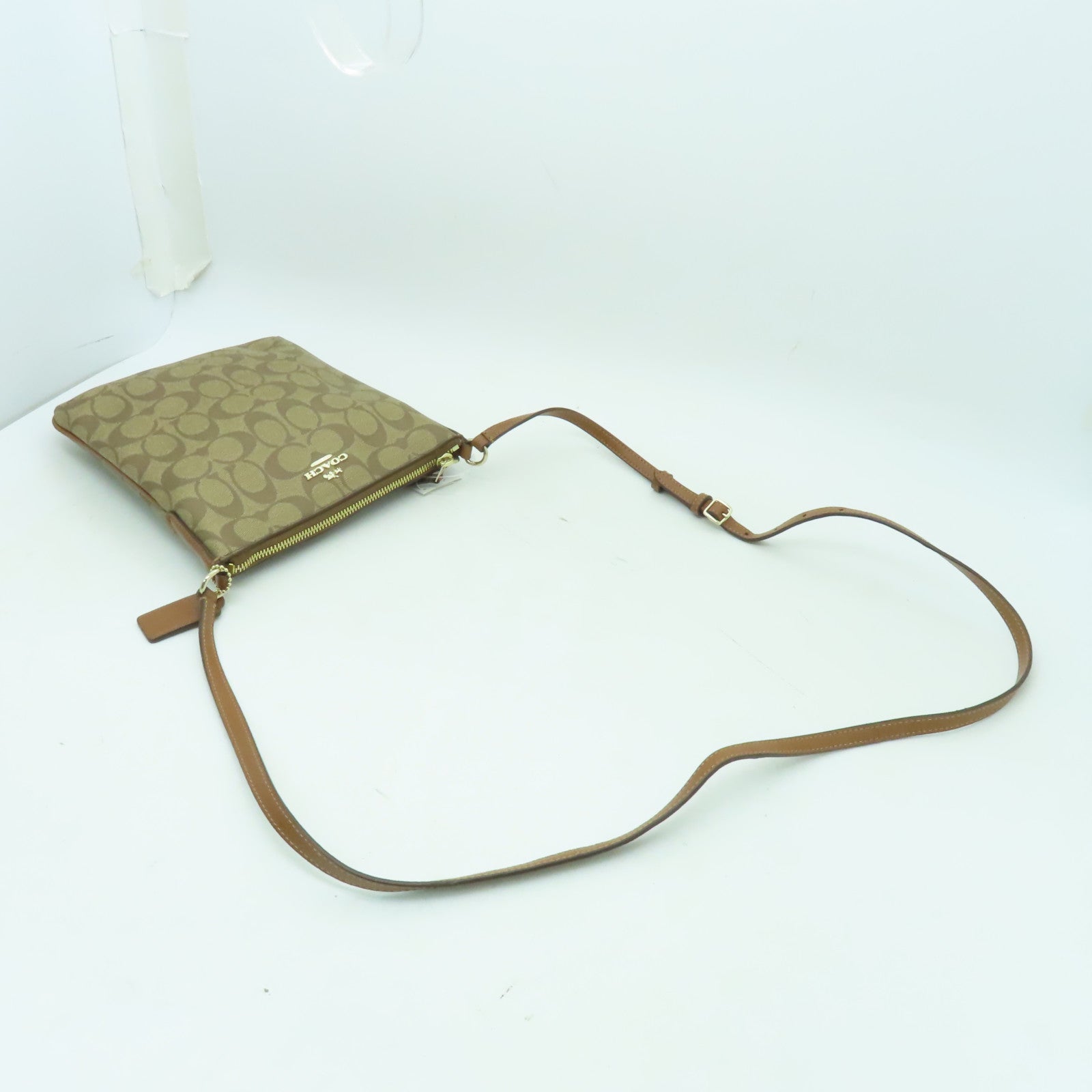 COACH 塗層帆布Shoulder Bag金扣肩背袋啡色