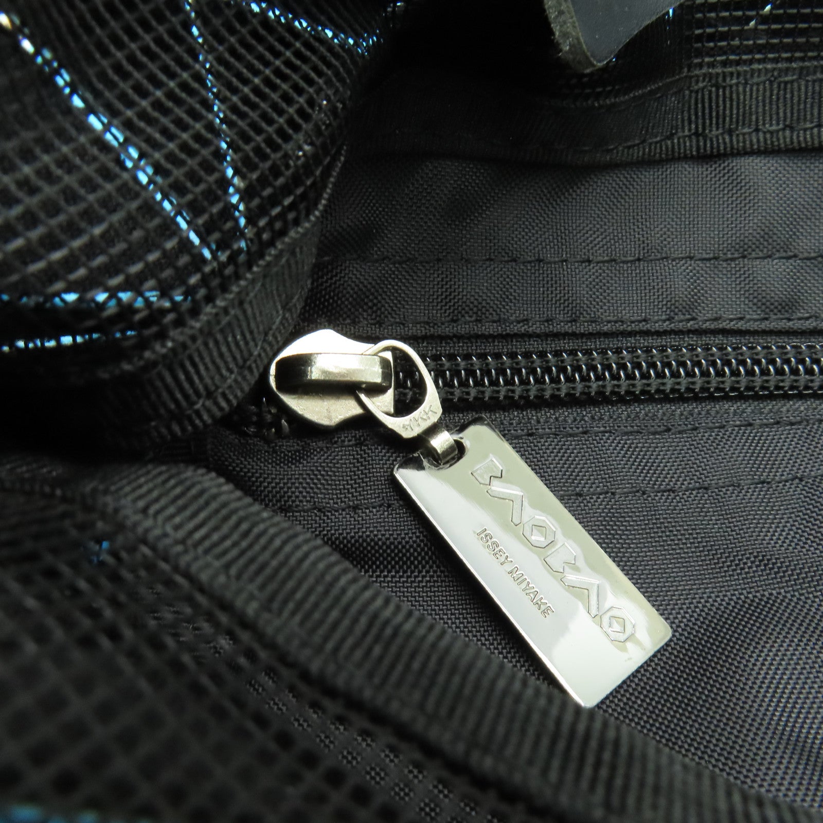 ISSEY MIYAKE PVC Tote Bag銀扣手挽袋藍色