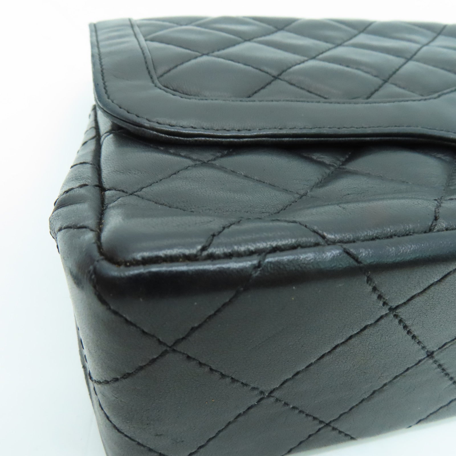 CHANEL 菱格羊皮皮革Chain Shoulder链带肩背袋金扣黑色
