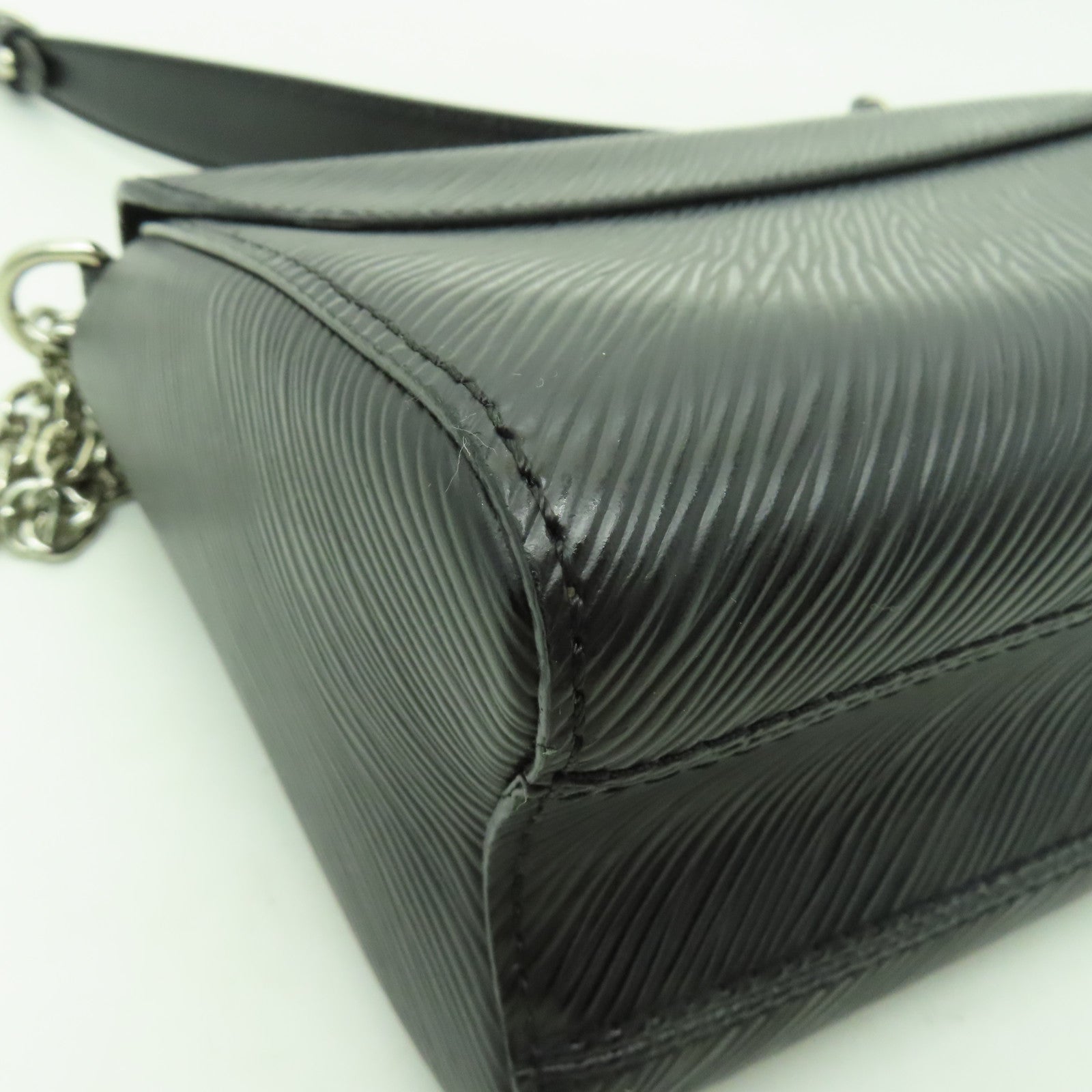 LOUIS VUITTON Epi Twist MM銀扣鏈帶肩背袋黒色