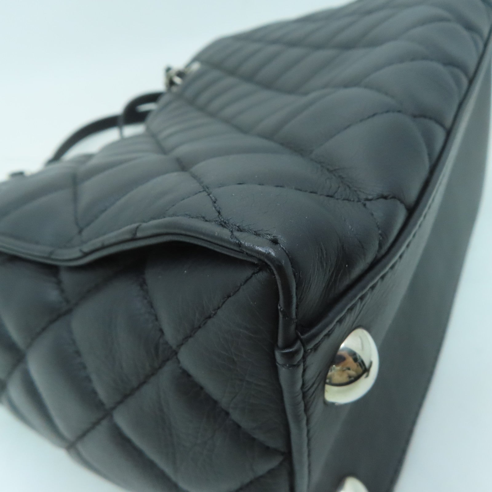 CHANEL 菱格牛皮皮革Shoulder Bag銀扣肩背袋黑色