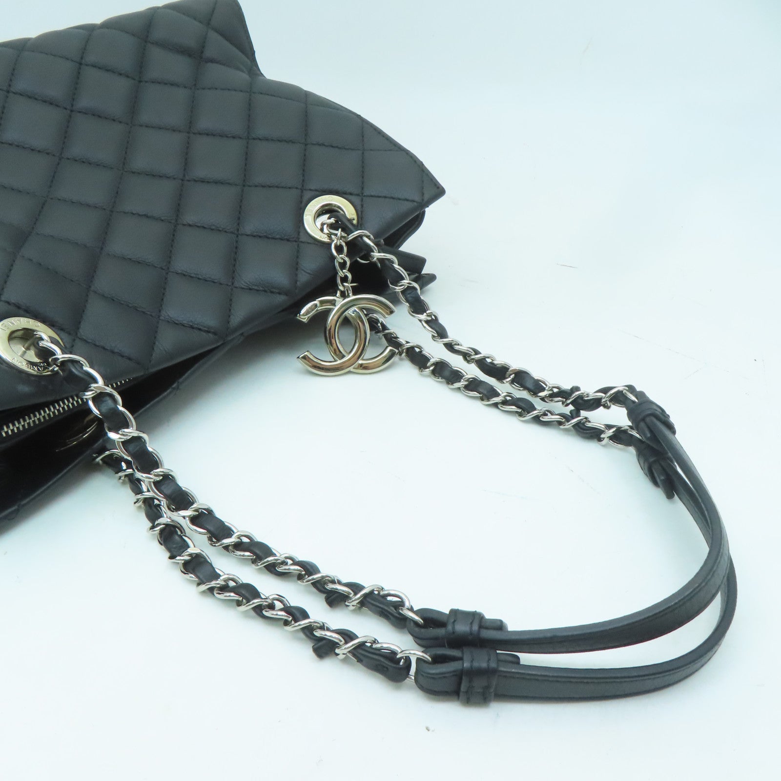 CHANEL 菱格牛皮皮革Shoulder Bag銀扣肩背袋黑色