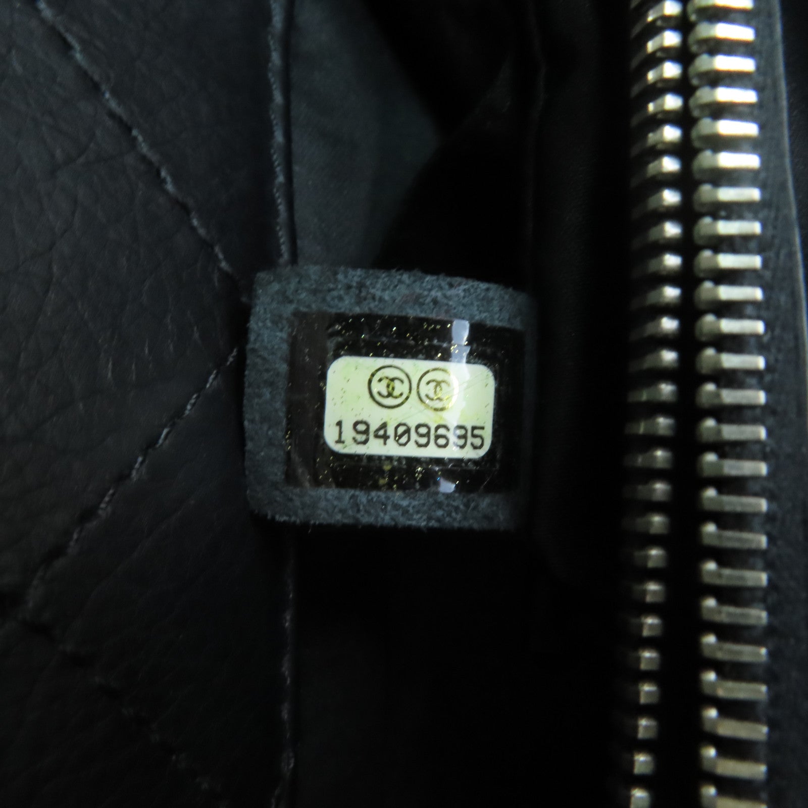CHANEL 菱格牛皮皮革Shoulder Bag銀扣肩背袋黑色