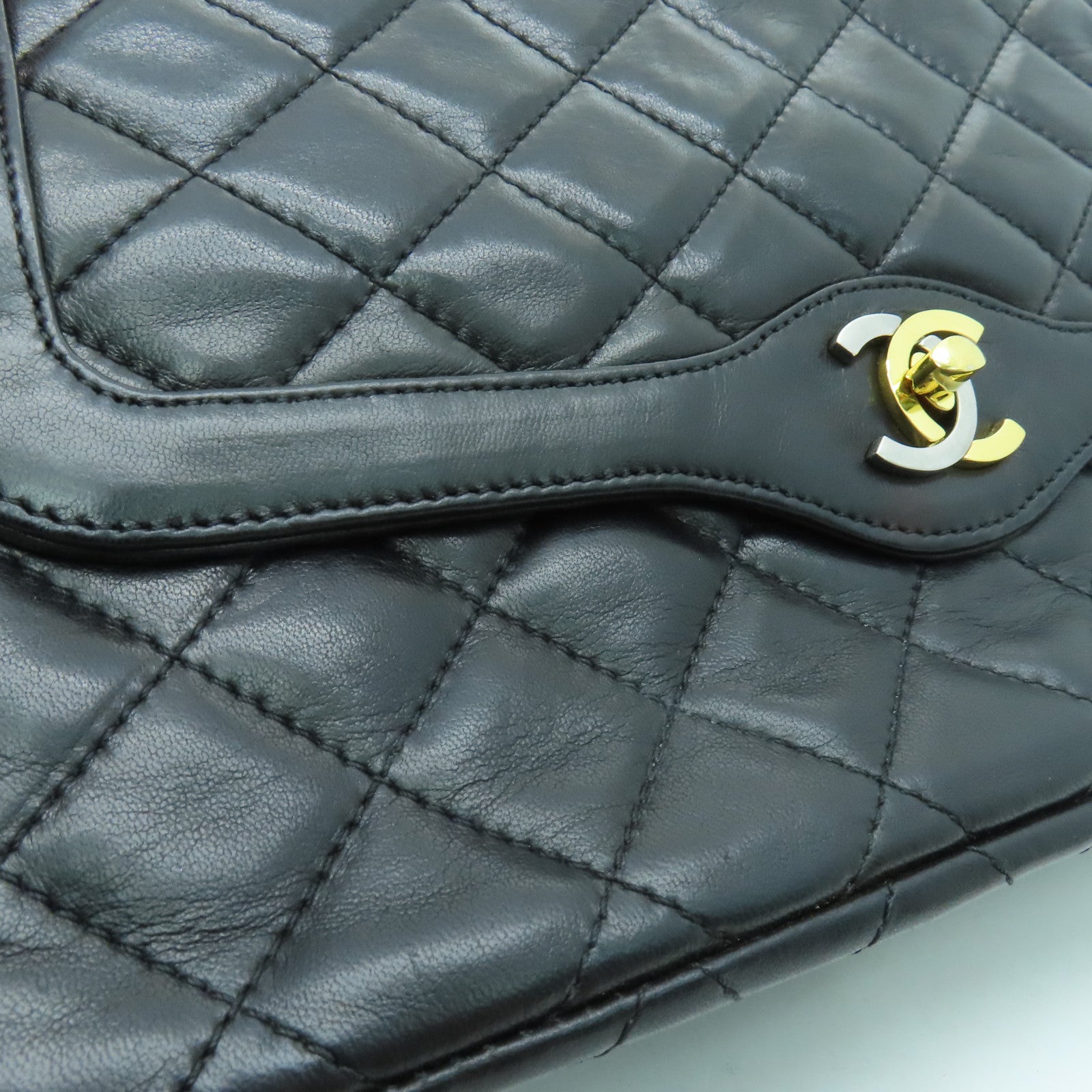 CHANEL 菱格羊皮皮革Chain Shoulder链带肩背袋金扣黑色