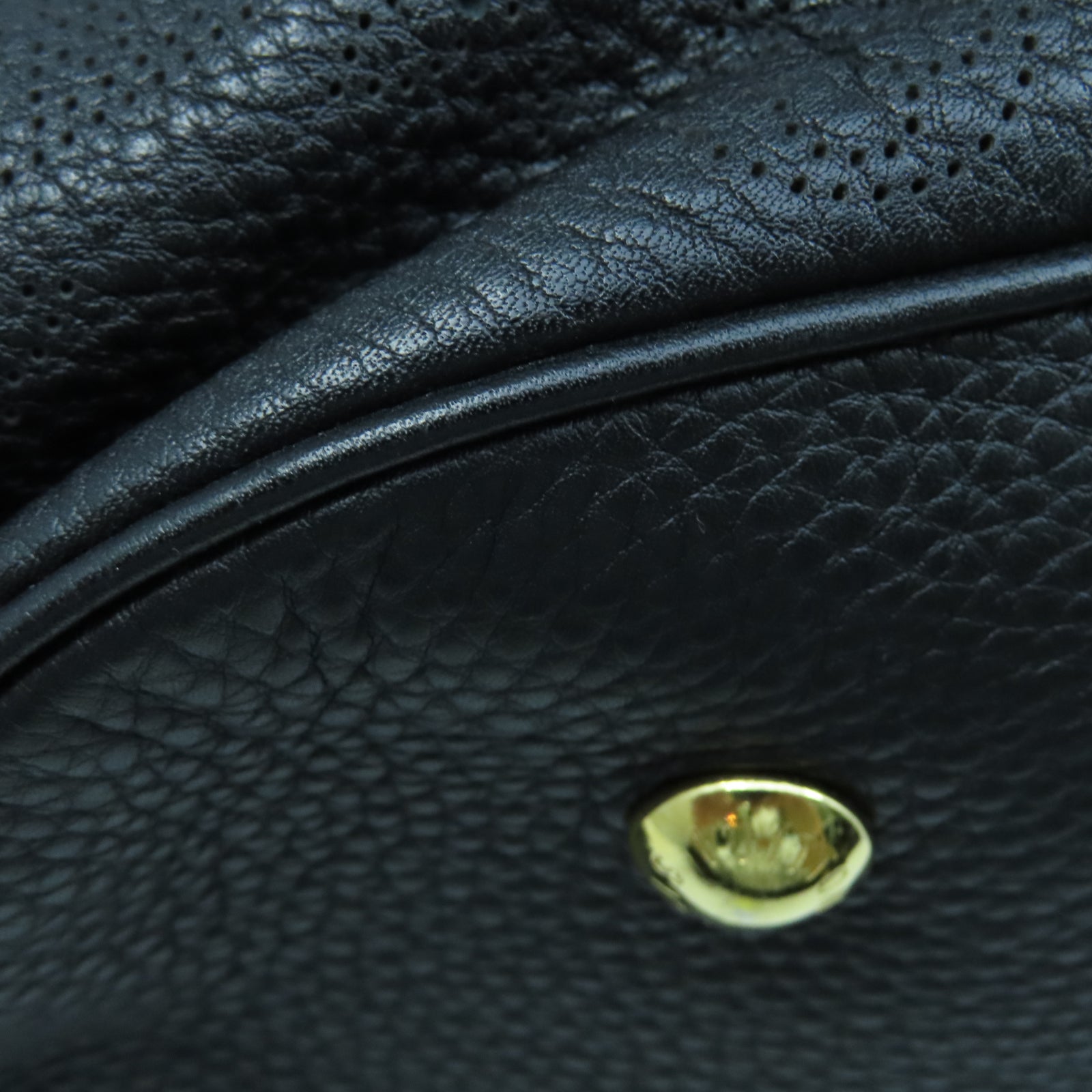 LOUIS VUITTON Mahina Mahina XL金扣手挽袋黑色