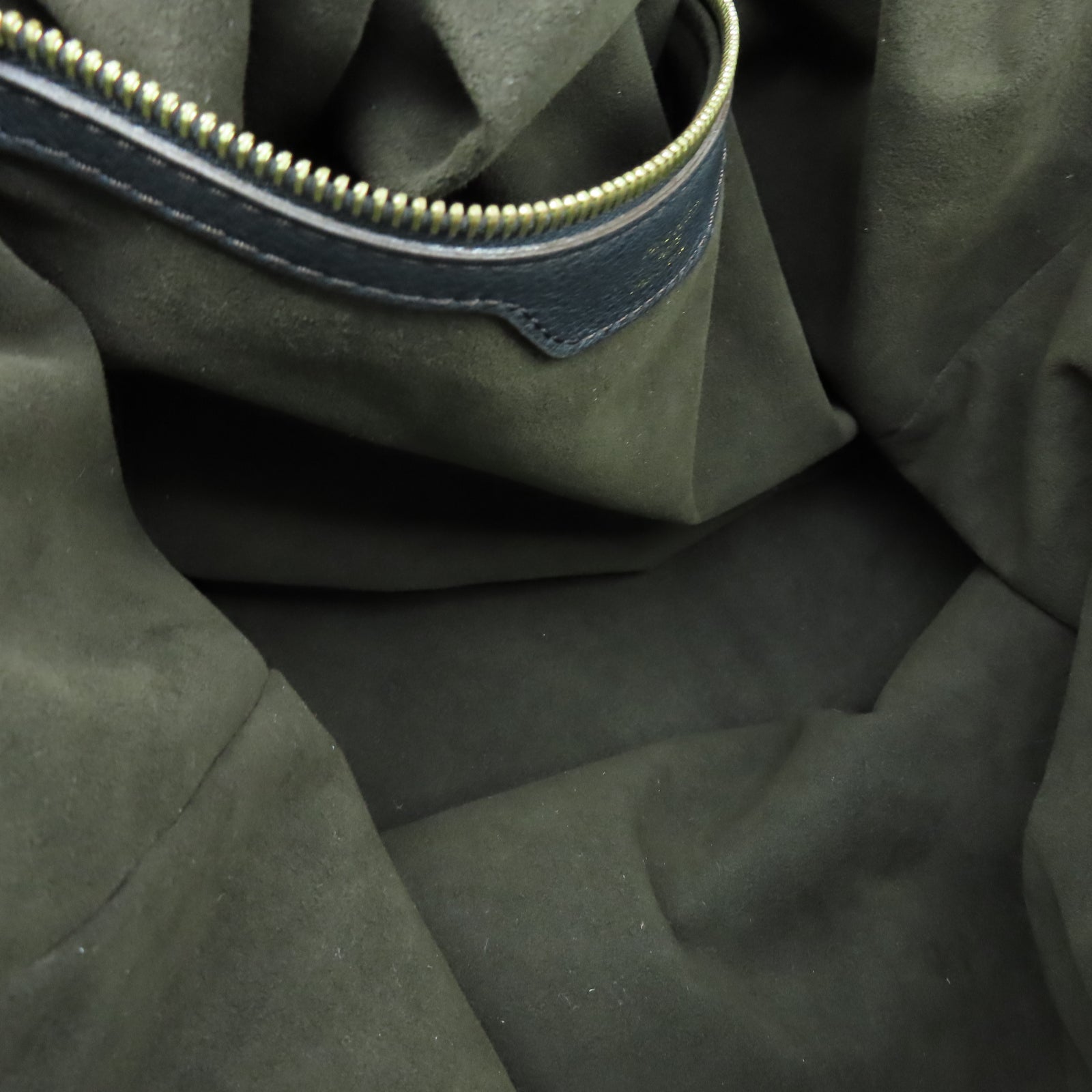 LOUIS VUITTON Mahina Mahina XL金扣手挽袋黑色