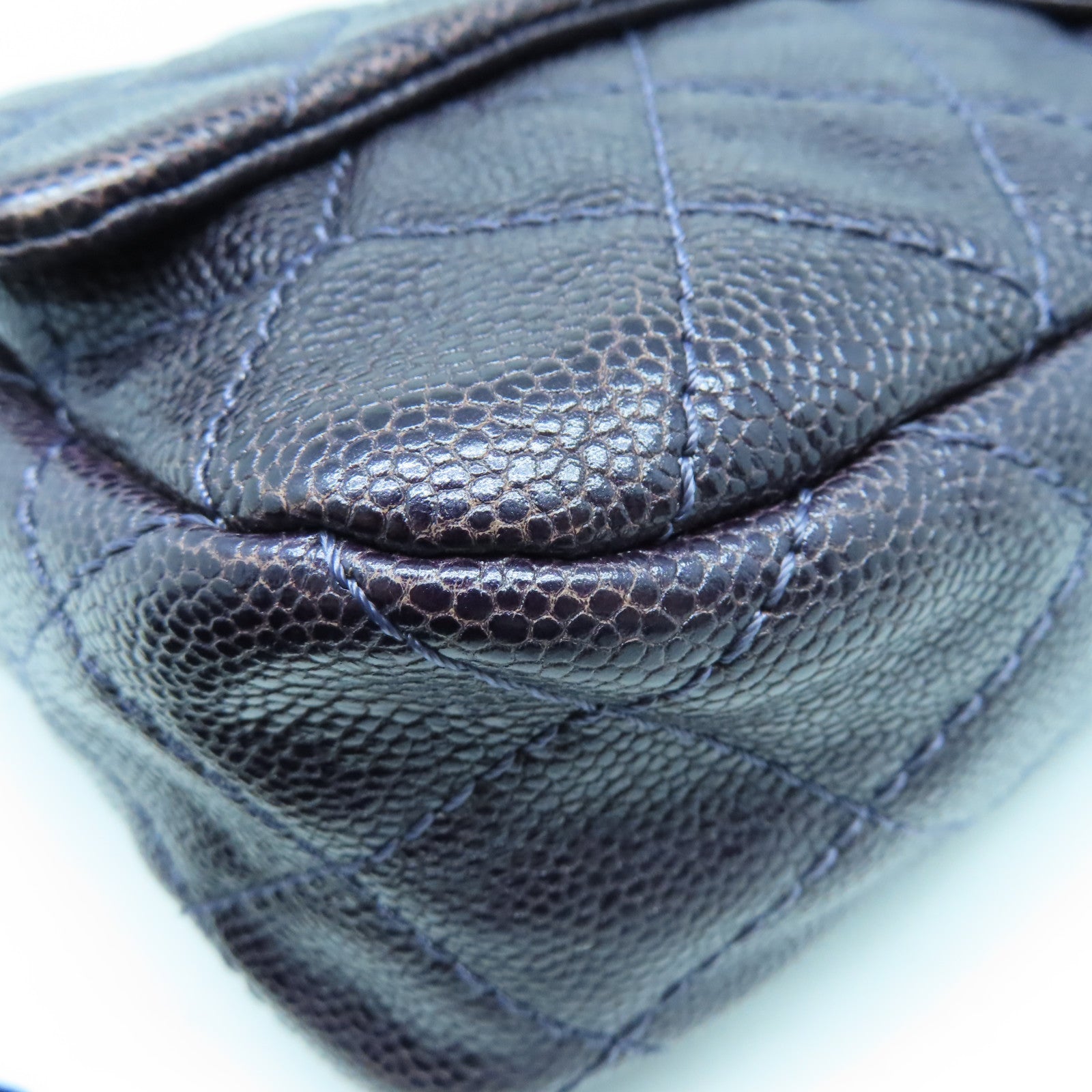 CHANEL 菱格Caviar皮革Chain Shoulder Bag银扣链带肩背袋紫色