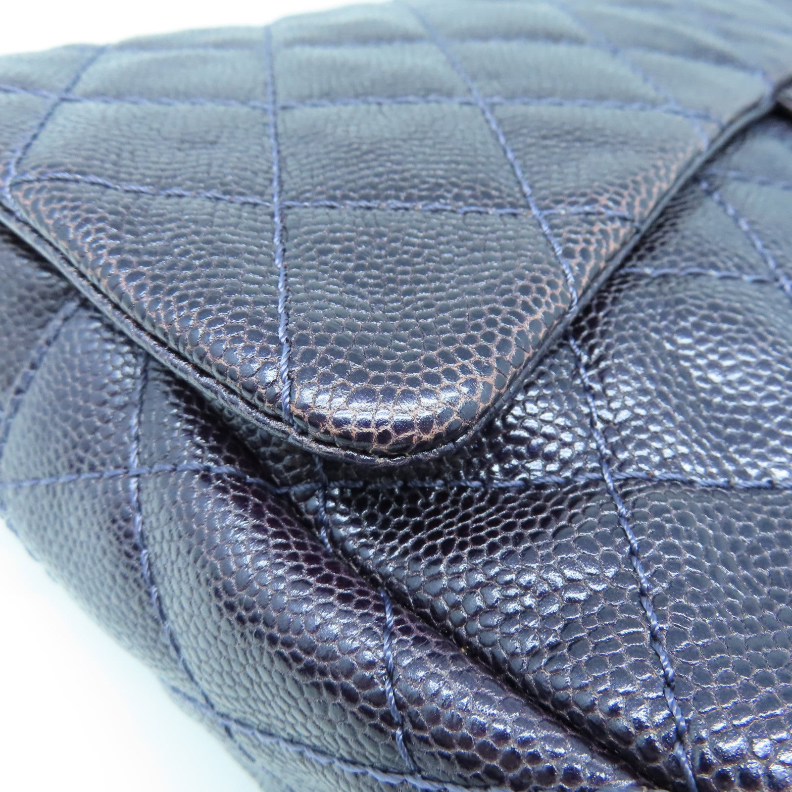 CHANEL 菱格Caviar皮革Chain Shoulder Bag银扣链带肩背袋紫色
